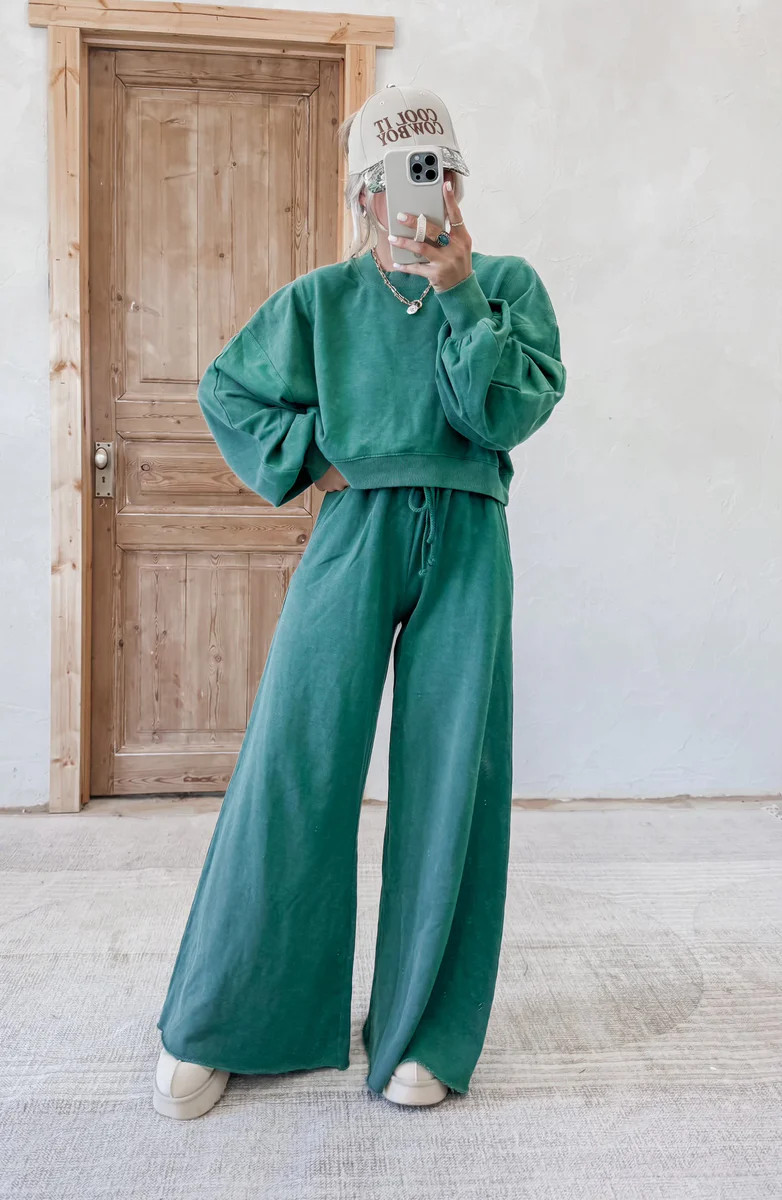 Showing Out Green Sweatpants | CK Squared Boutique