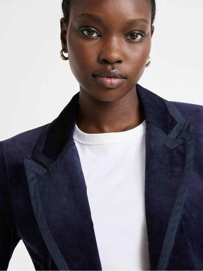 Free Assembly Women's Single Breasted Velvet Blazer, Sizes XS-XXL | Walmart (US)