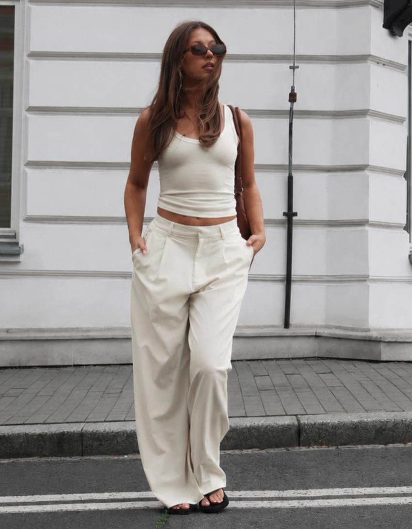 V-neck strappy vest top - Tops - Women | Bershka UK