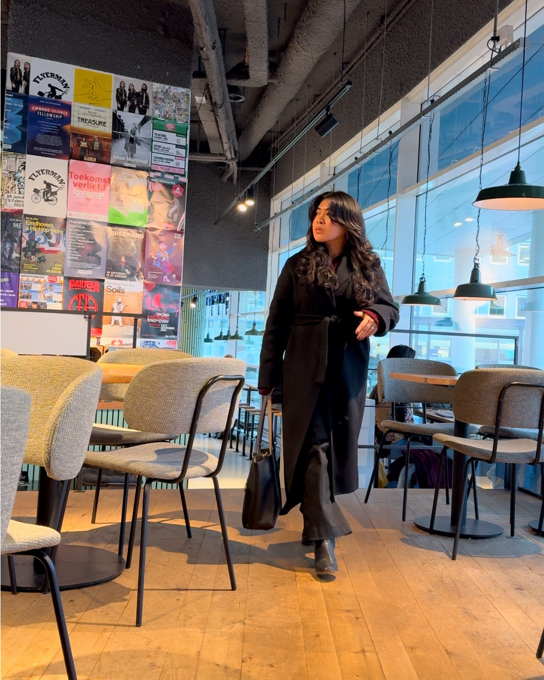 There’s something about all-black attire and a touch of burgundy that just speaks bold & unstoppable this season. 💫

#LTKnederlands #LTKeurope #LTKworkwear