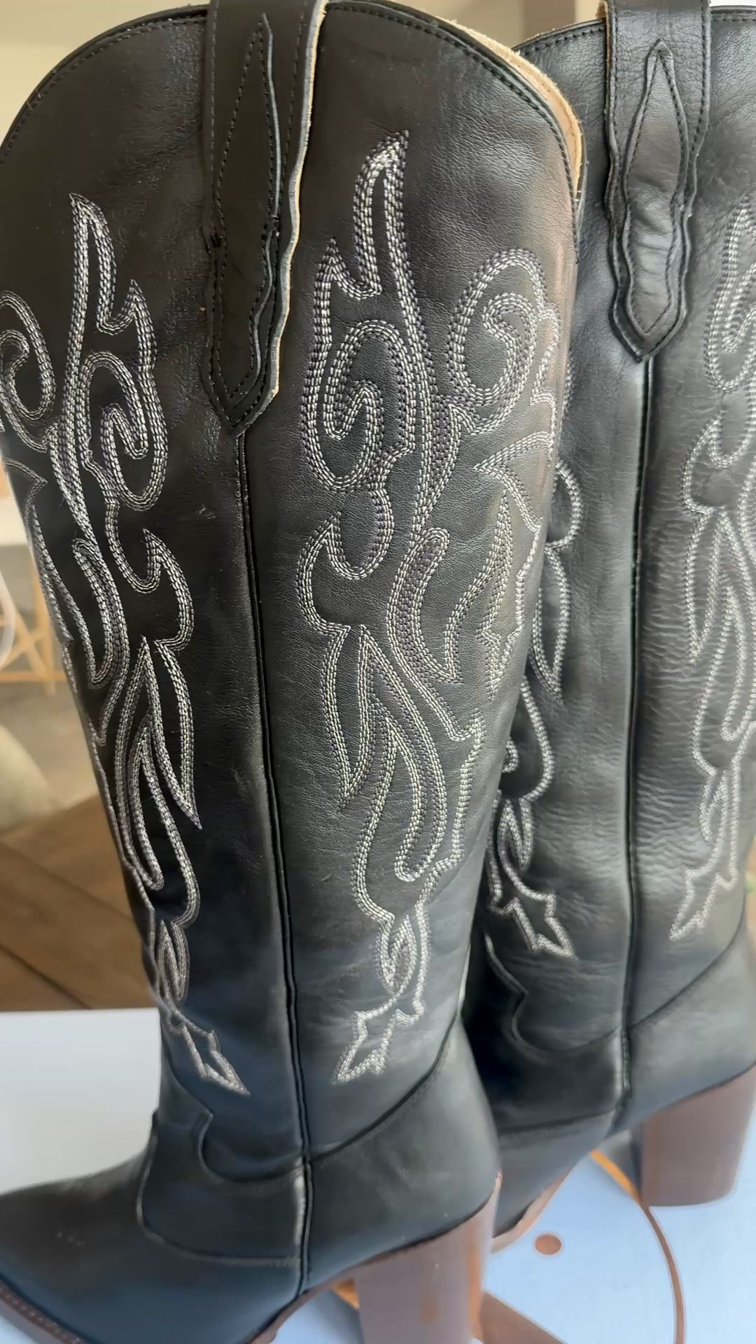 @Fontleroy  western boots are designed to fit wide calves! My calves are a little over 16” so they fall a little big for standard boots a lot of time!

All genuine, leather and stunning designs! ￼

#LTKootd #LTKMidsize #LTKPlusSize
