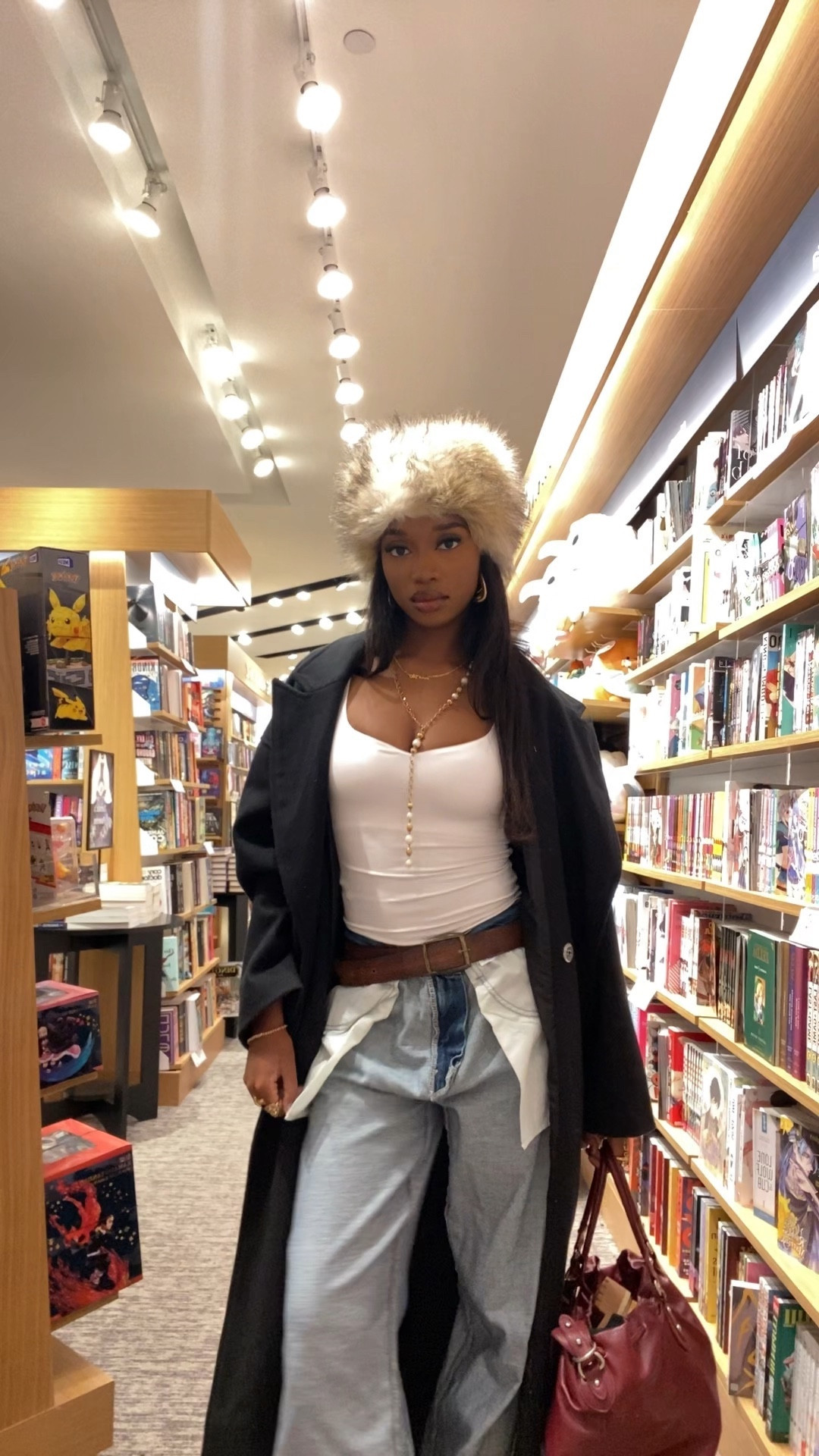 bookstore outfit 📚

wore this outfit to barnes and nobles. wore my jeans inside out haha! everything linked is the exact that i’m wearing and i’m wear these jeans in a size 30W x 32L ! 

#LTKSpringSale #LTKstyletip #LTKSeasonal