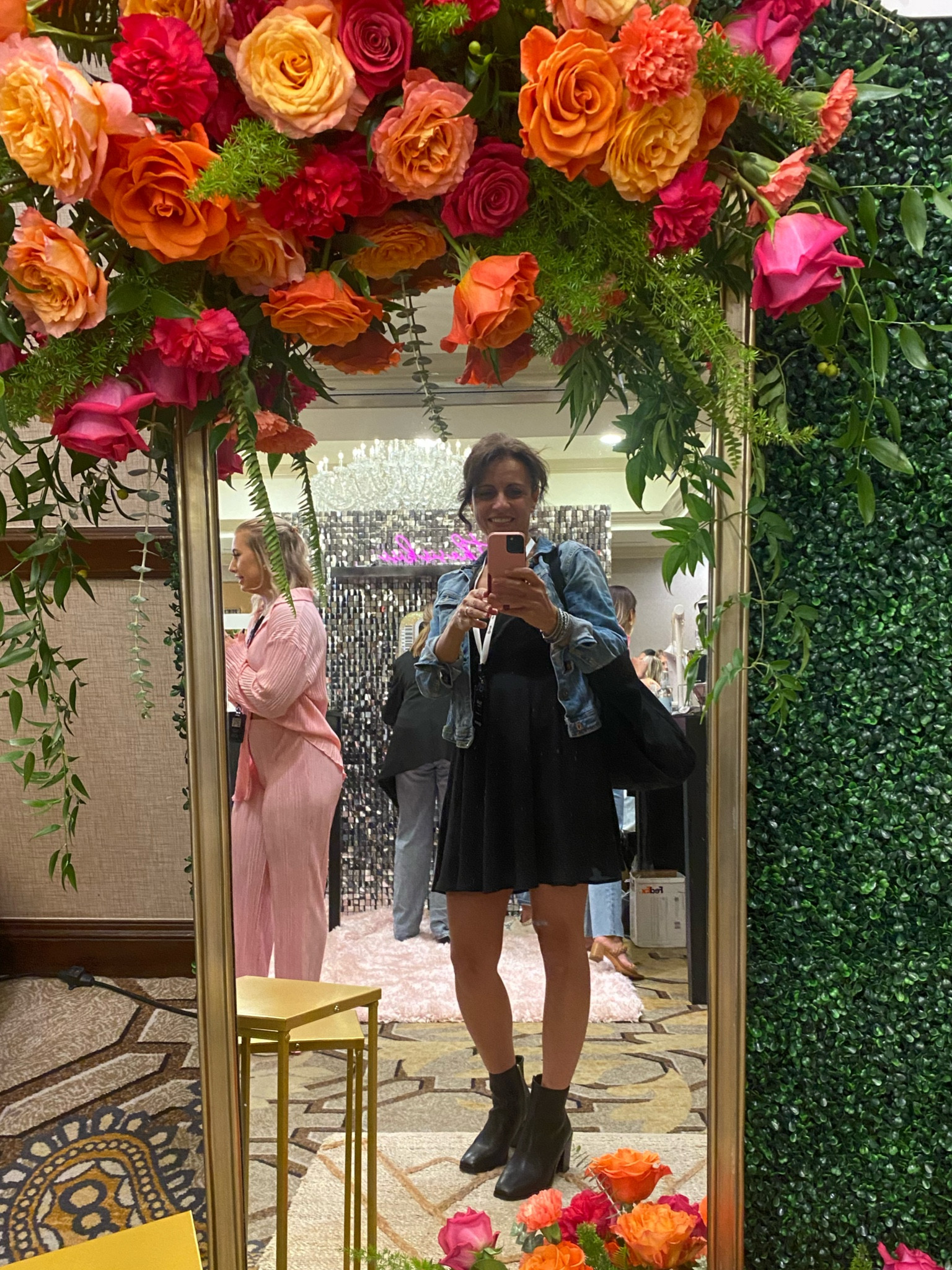 Fun at LTKCon at the QVC Shop! Day 1 My NY version of Texas Chic #denimjacket #blackdress #fryeboots #booties #blackboots #victoriaemersonbraclet #braclet #accessories #tartemakeup #tartlipcreme

#LTKtravel #LTKCon