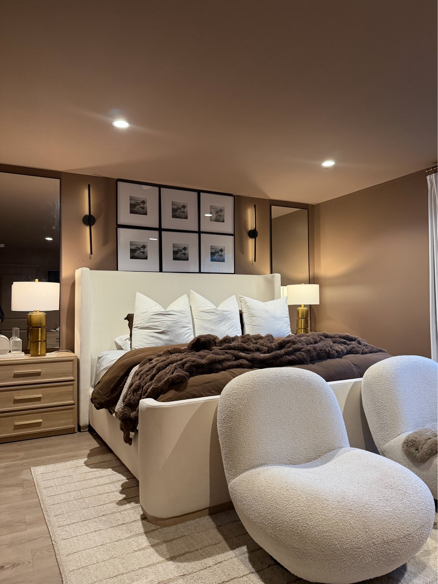 luxe moody bedroom

#LTKHome