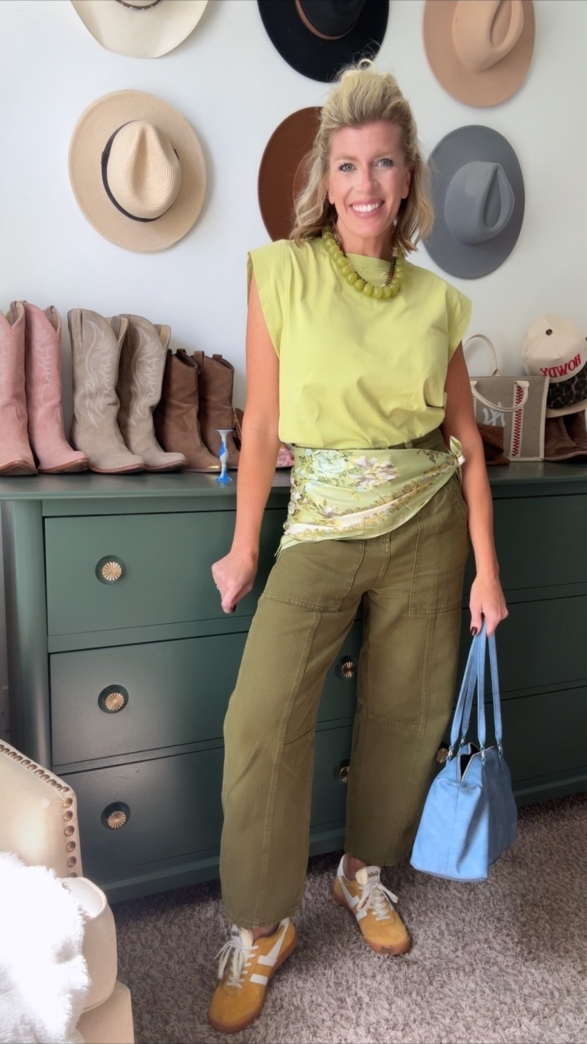 How to style chartreuse

#LTKootd #LTKSeasonal #LTKOver40