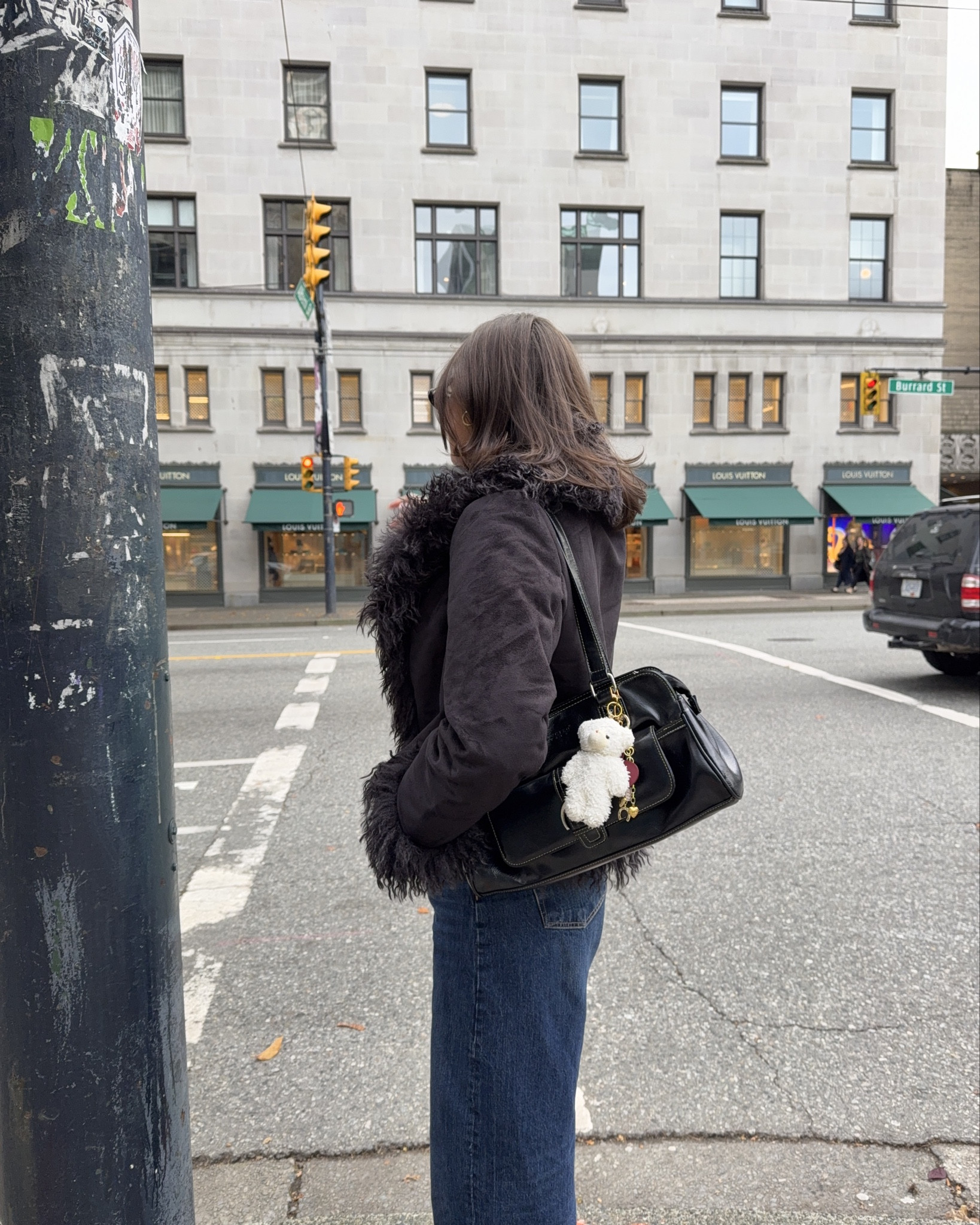 Black fluffy jacket 🤍🐈‍⬛

#LTKwinter