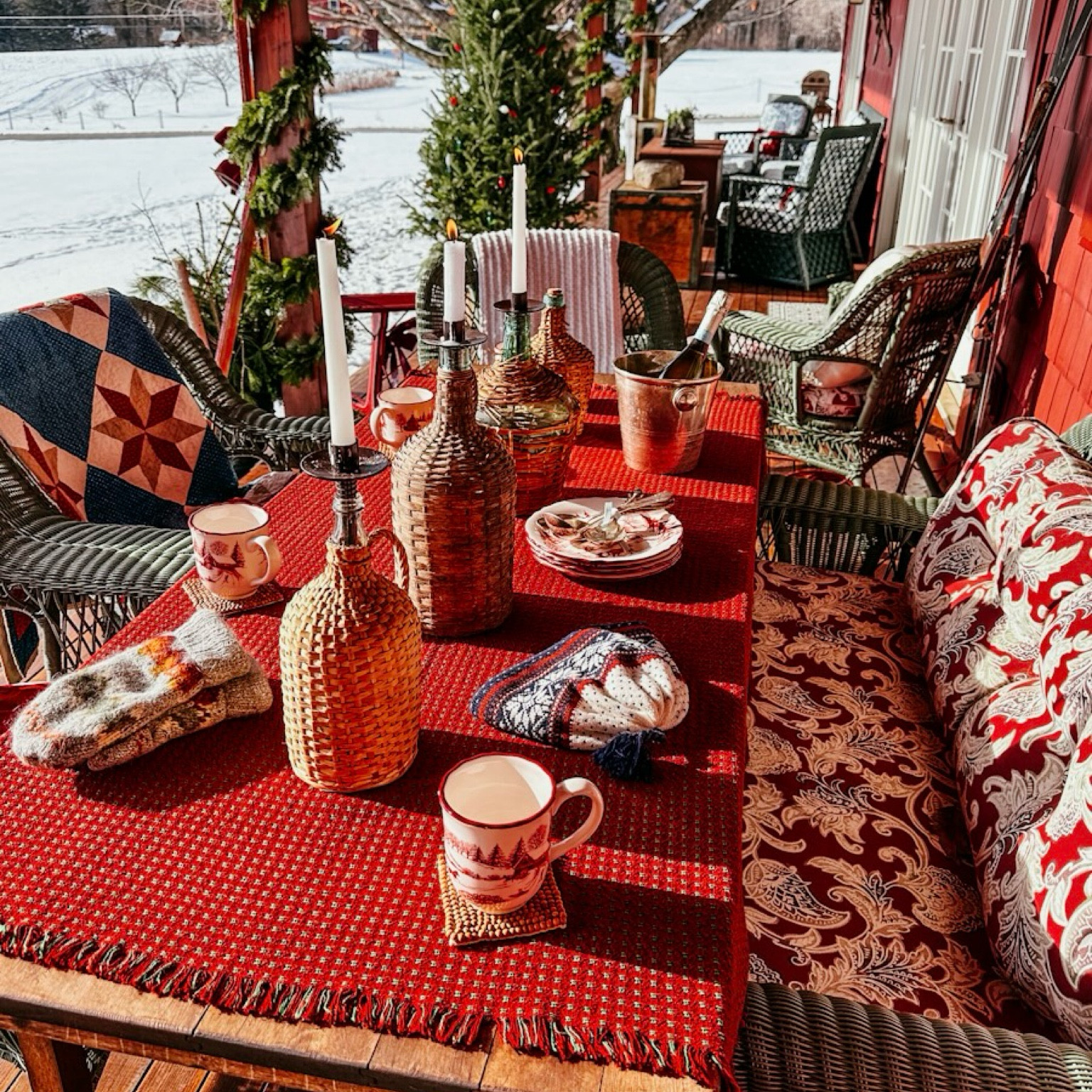 Après Ski Theme Party Vintage-Inspired Host ideas

#LTKHoliday #LTKHome #LTKSeasonal