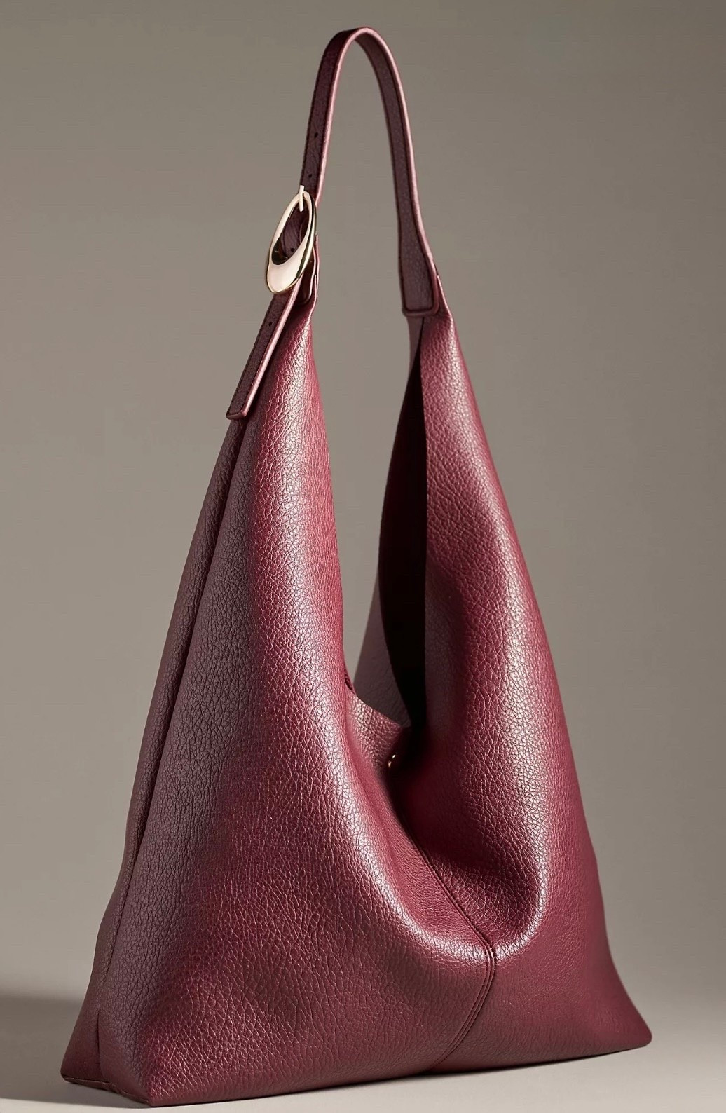 Love this oversized slouchy bag. It comes in so many different colors. It comes with a removable inner zip pouch. Use my code XOMYHOME30 for 30% until November 23  

#LTKFindsUnder100 #LTKHoliday #LTKGiftGuide