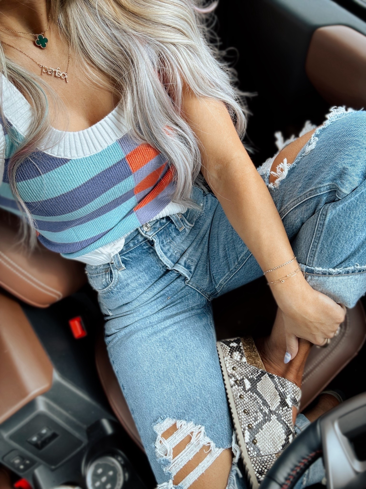 This Amazon tank is perfect🙌🏼




Summer outfits, seasonal, tank, colorful, stripe, ribbed, justclassicallycassidy

#LTKootd #LTKSeasonal