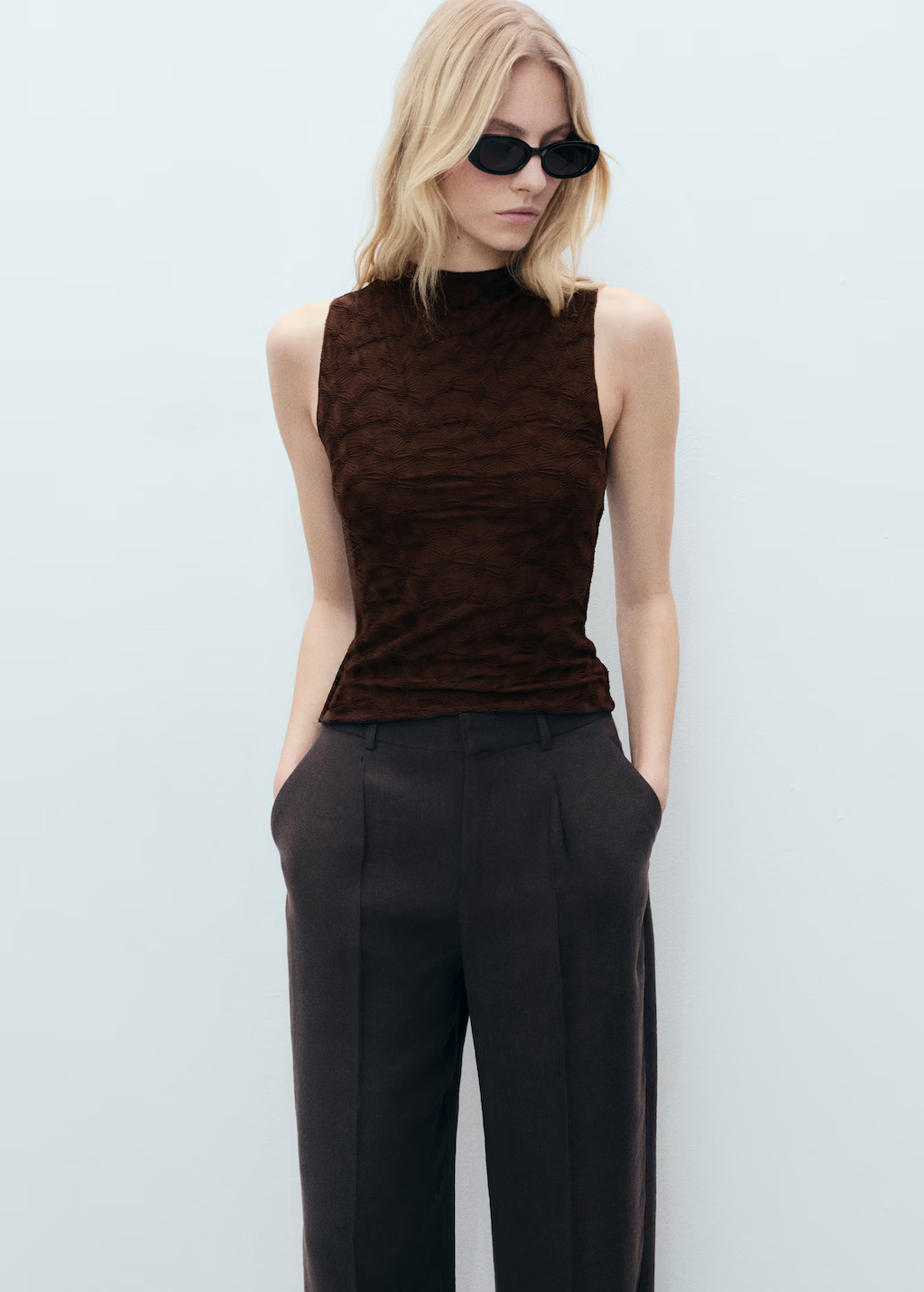 Fitted top with gathered shoulder - Women | MANGO United Kingdom | MANGO (UK)