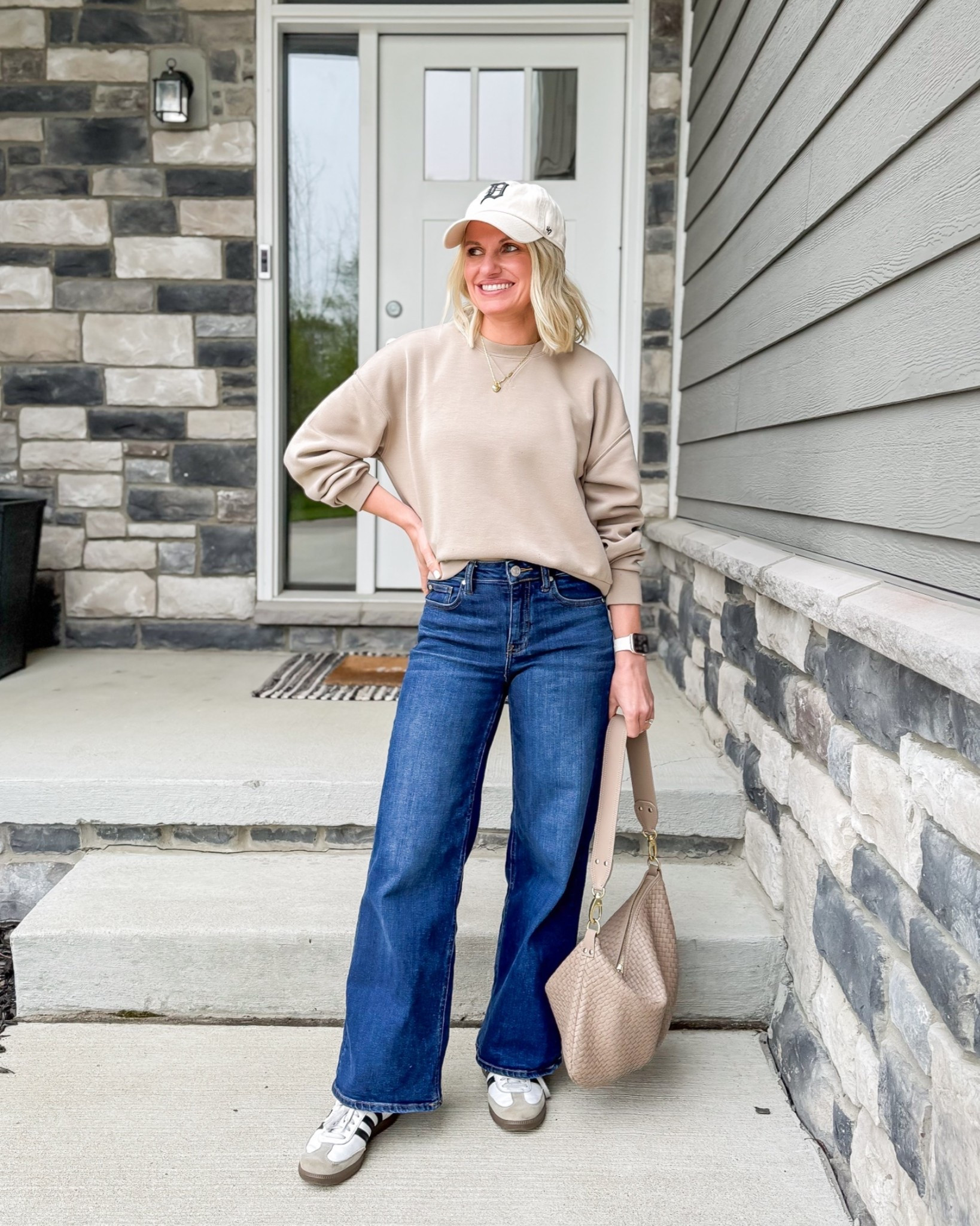 What I wore this week! I love my spanx AirEssentials sweatshirt with my Quince Bella stretch jeans! 
Sweatshirt- xs
Jeans- 25/28”

#LTKootd #LTKmomlife #LTKOver40