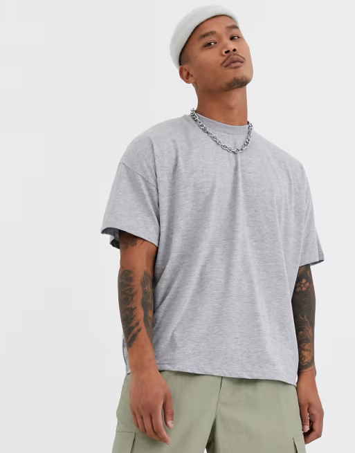 ASOS DESIGN – Oversize-T-Shirt in Kalkgrau mit Rundhalsausschnitt | ASOS (Global)
