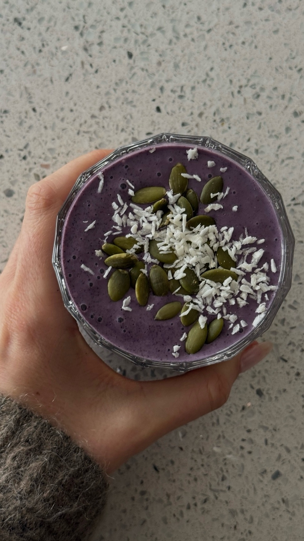 Drink your skincare 

Smoothie 

It’s packed with:
– protein (keeps me full)
– omega-3s (skin + hormones)
– antioxidants (anti-ageing)
– magnesium (calm + energy)

Milk
Frozen blueberry 
Banana 
Beauty powder 
Protein powder 
Geek yoghurt 
Chia seeds
Sunflower seeds
Dried coconut 

 