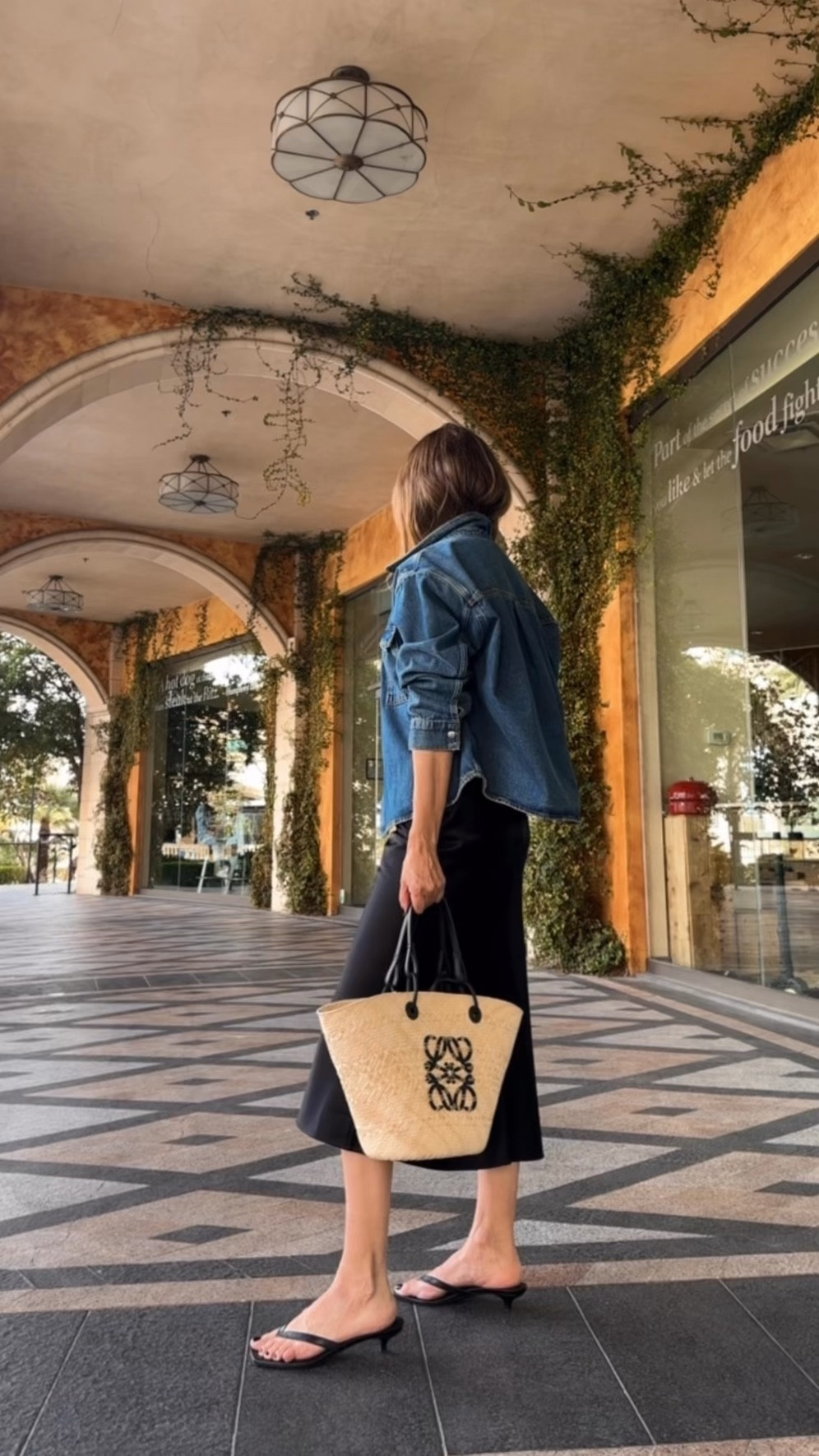 Transitional fashion 

#LTKSeasonal #LTKgrwm #LTKootd