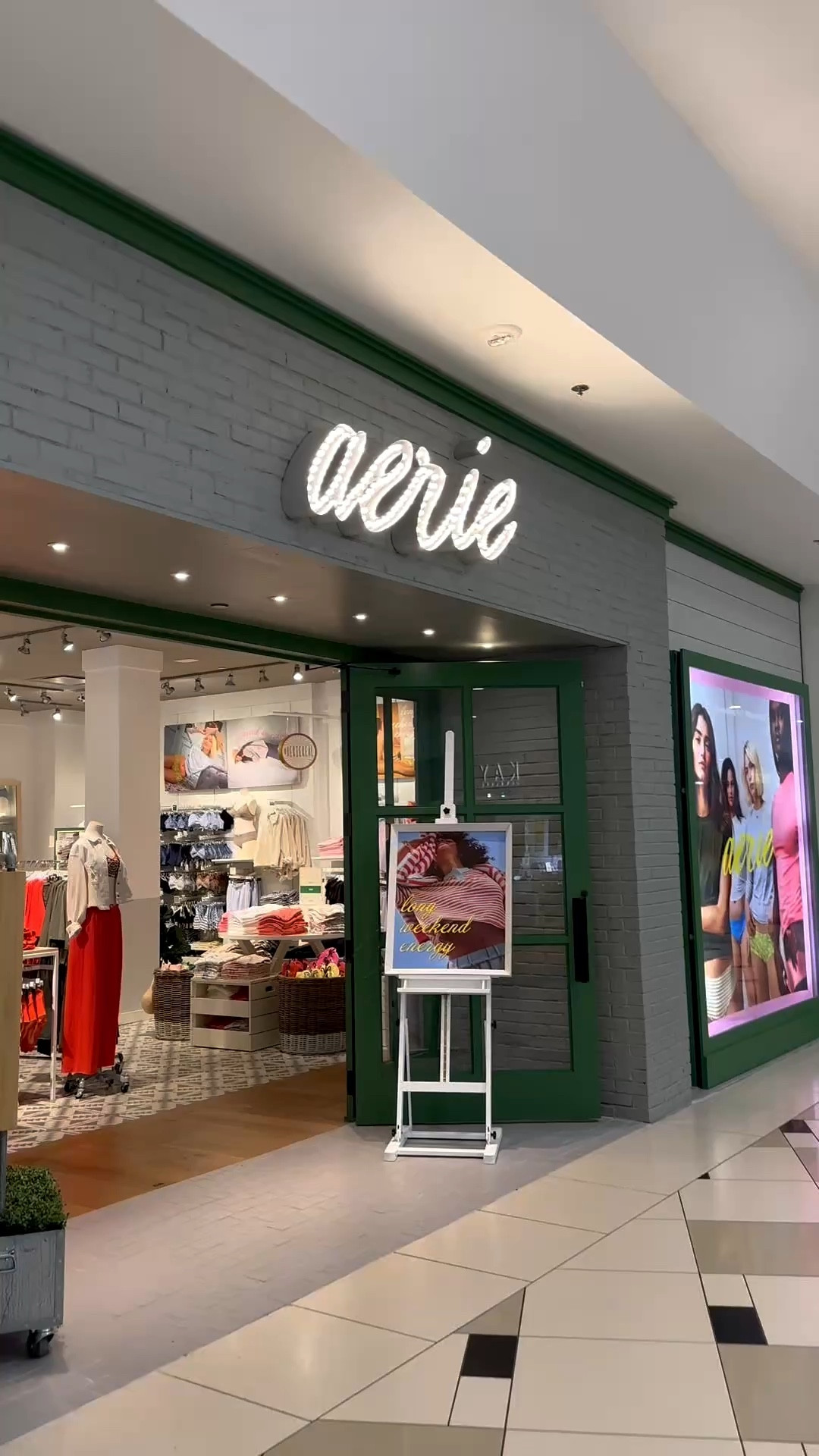 Aerie LTk sale!!! Size medium! Casual style #aeriereal

#LTKdayinmylife #LTKSaleAlert #LTKMidsize