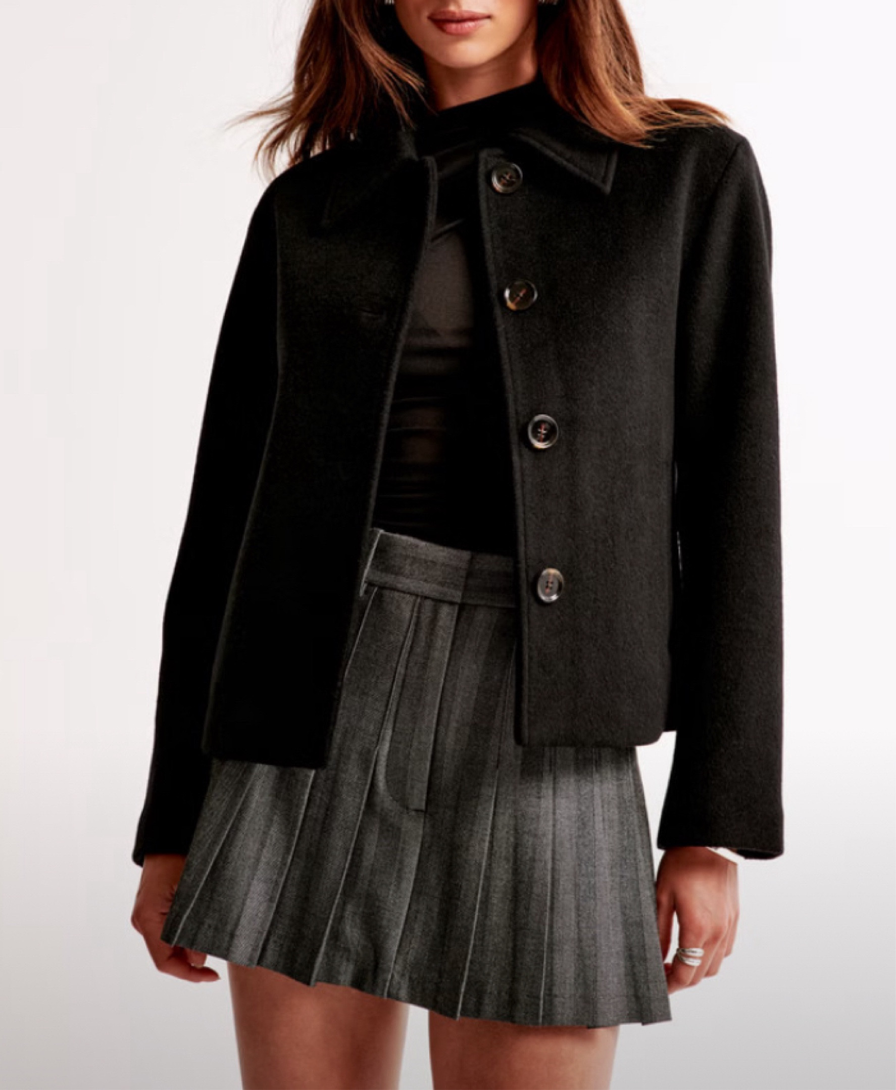 Black collared coat #abercrombiesale

#LTKCyberWeek