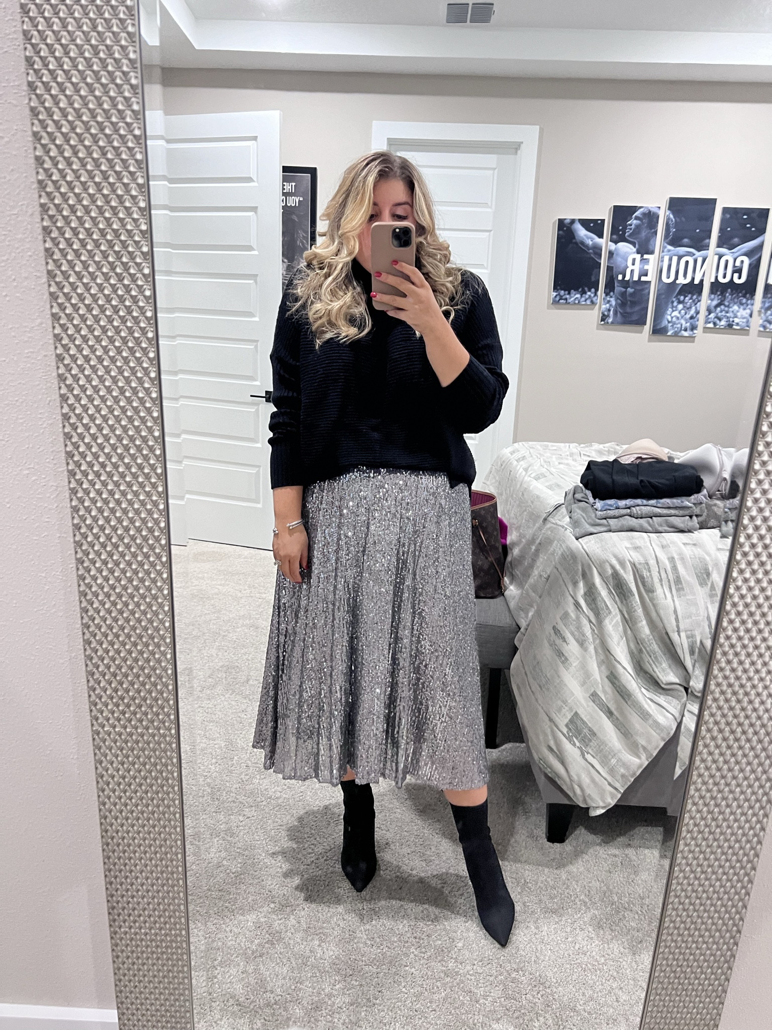 Xmas party w the neighbors! 🎄🪩❤️

#LTKHoliday #LTKSeasonal #LTKGiftGuide