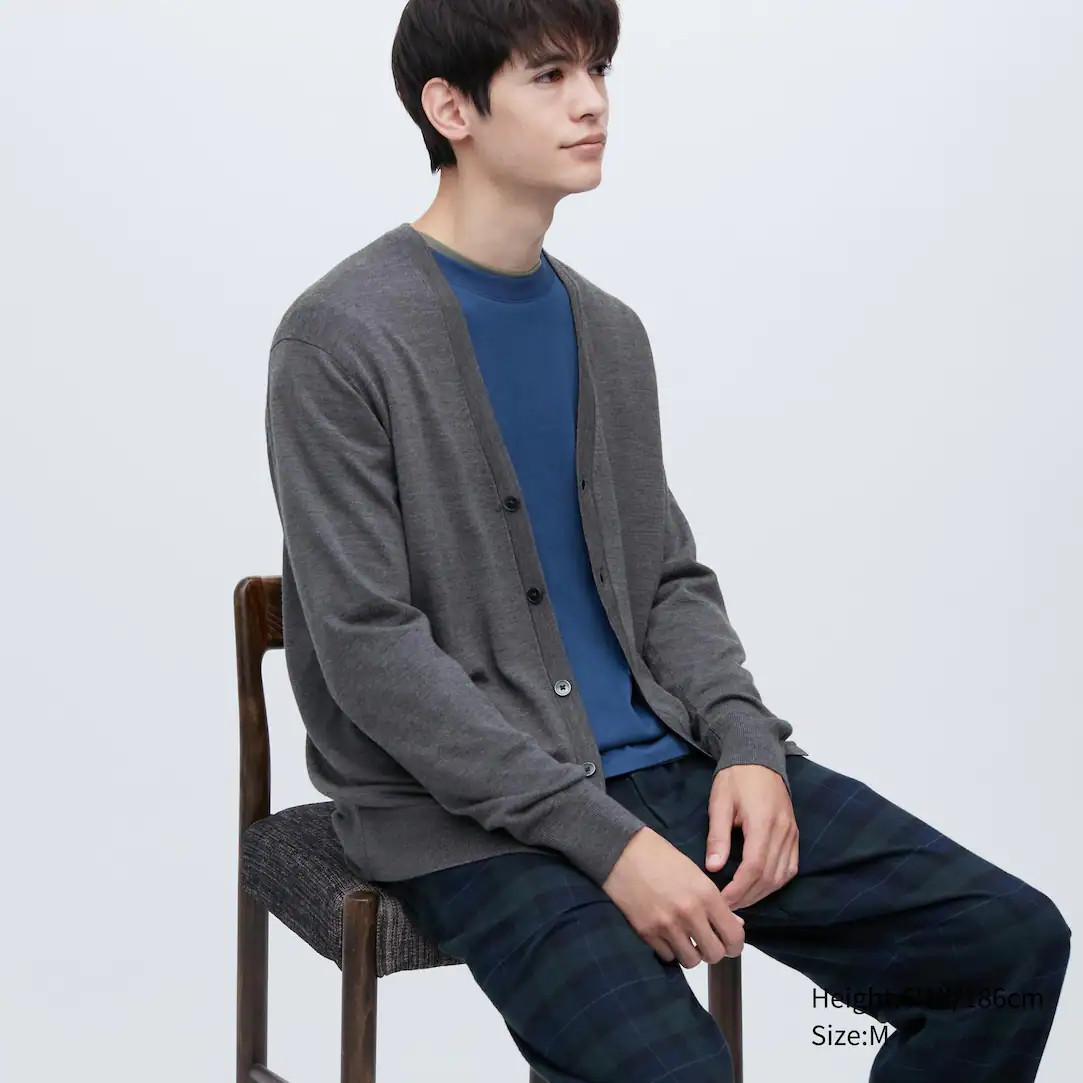 100% Extra feine Merinowolle Strickjacke mit V-Ausschnitt | UNIQLO (DE)