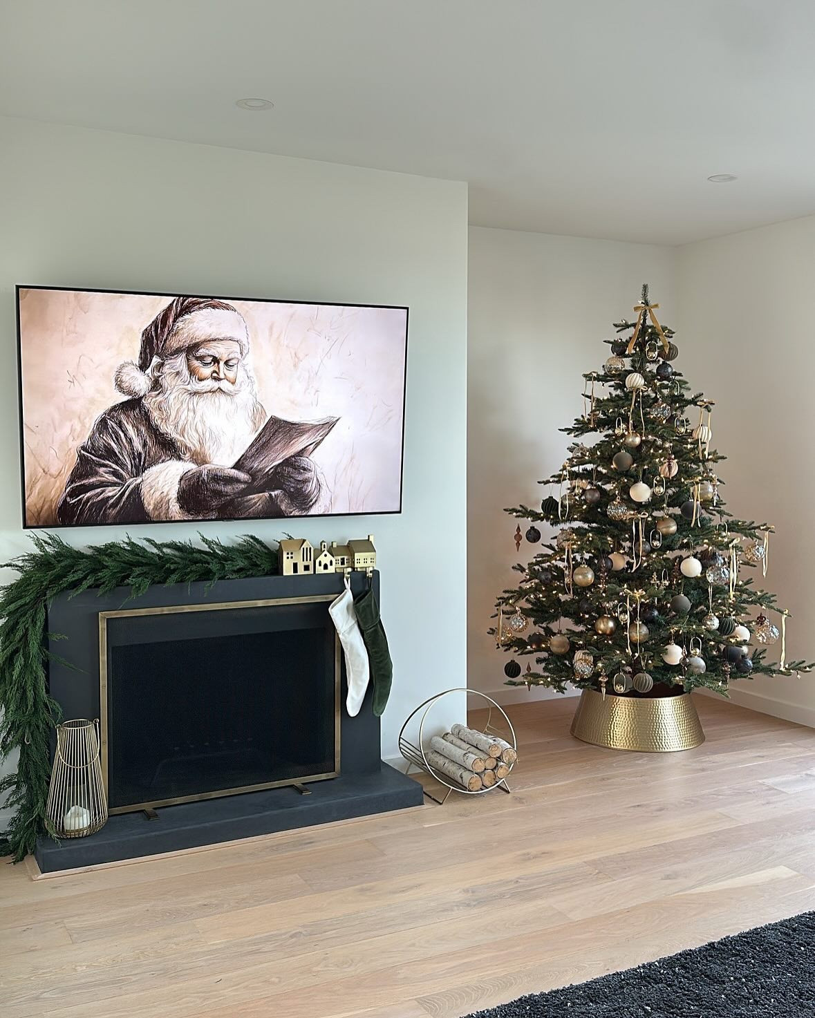 It’s beginning to look a lot like Christmas 🎄🎅🏻✨

 Can’t wait to share more holiday finds with you all month long! 


#LTKHome #LTKSaleAlert #LTKHoliday