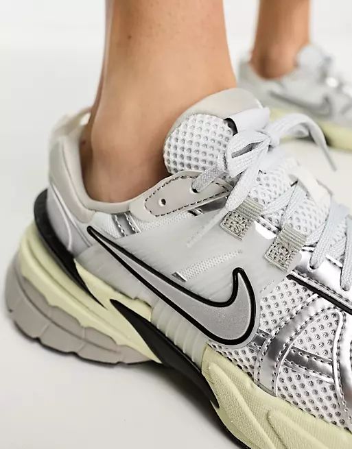 Nike V2K Run trainers in white and silver | ASOS (Global)