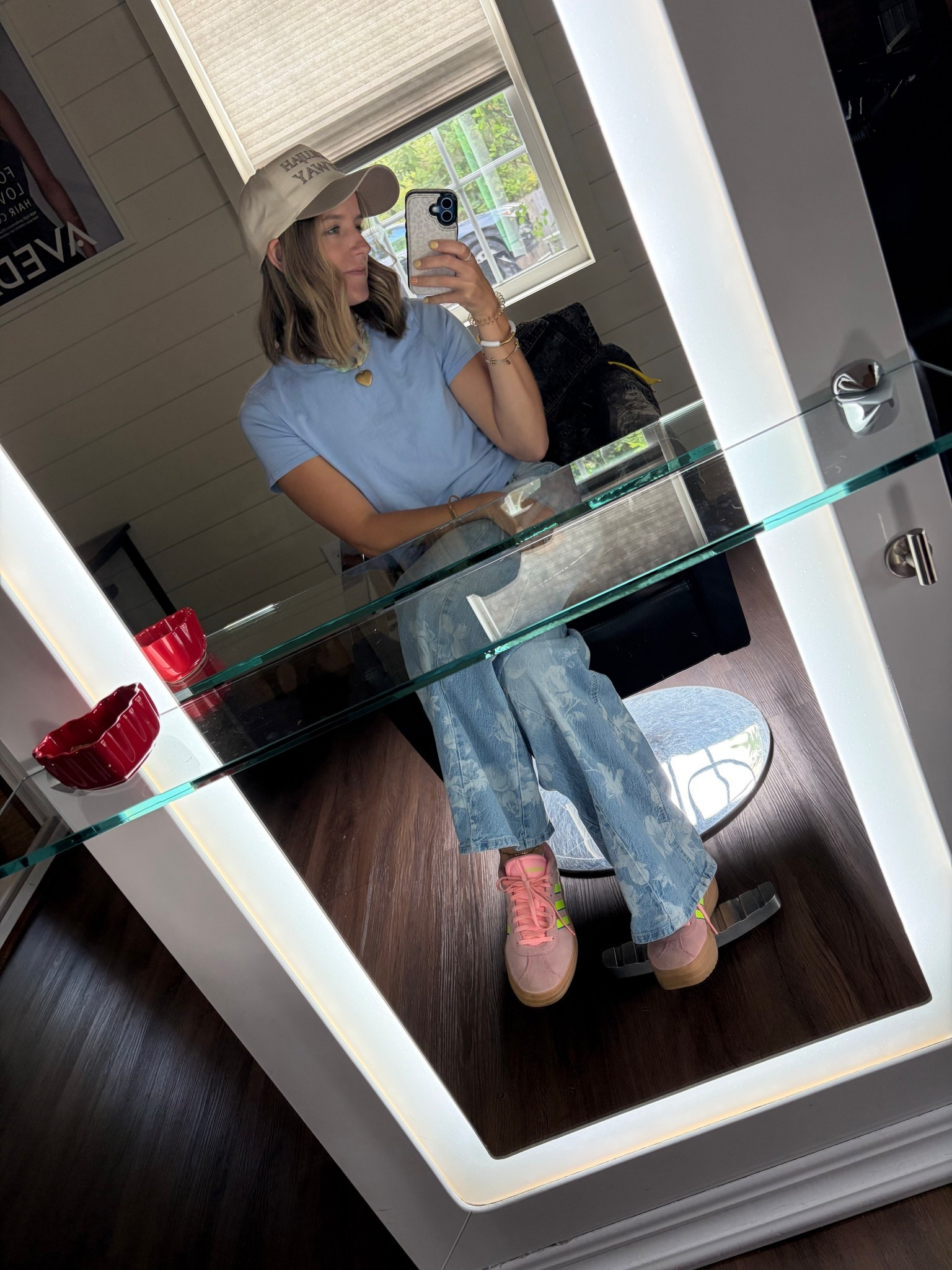 Hair stylist cutie outfit 

#LTKdayinmylife
