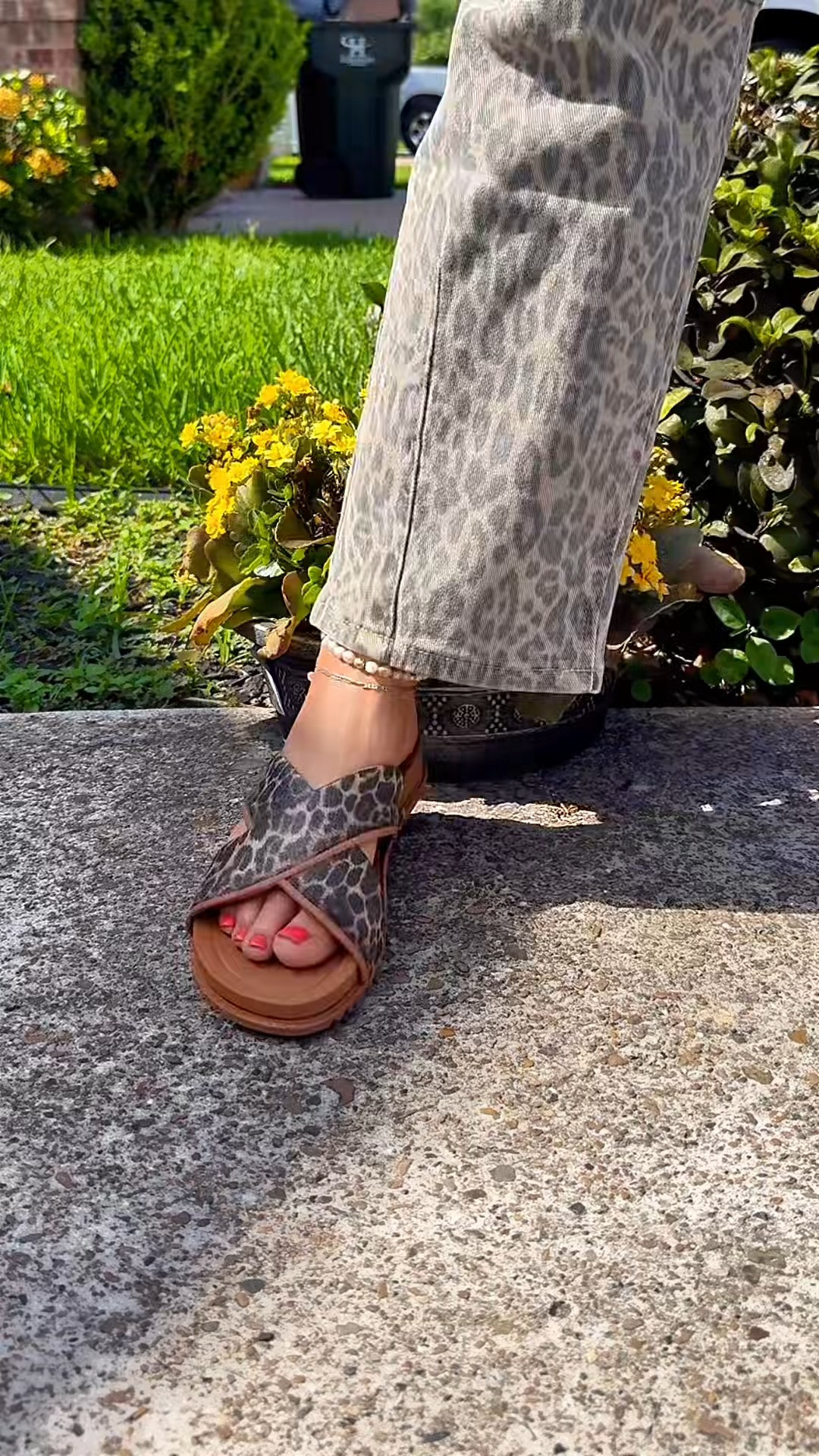 Dr. Scholl’s sandals are proof you really can have comfort and cute ✨
My feet are happy and the outfit still eats. #drschollssandals #comfortablesandals #summersandals #drscholls #ad 

 #LTKootd #LTKActive #LTKTravel