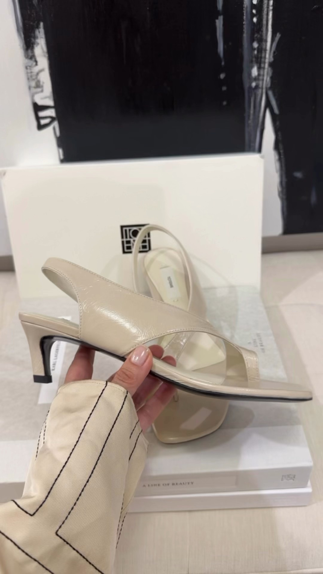 Spring sandals 

#LTKWatchNow #LTKShoeCrush #LTKSeasonal