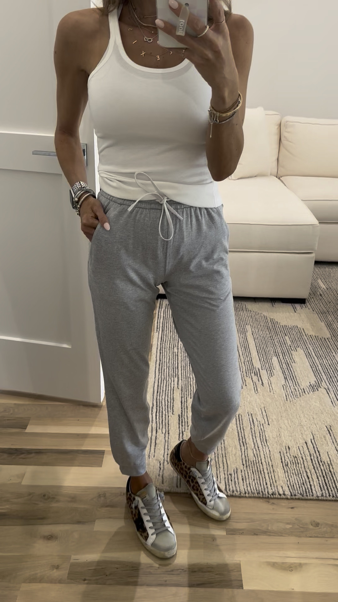 Super soft lululemon jersey joggers size 0 

#LTKFindsUnder100 #LTKSaleAlert #LTKFindsUnder50