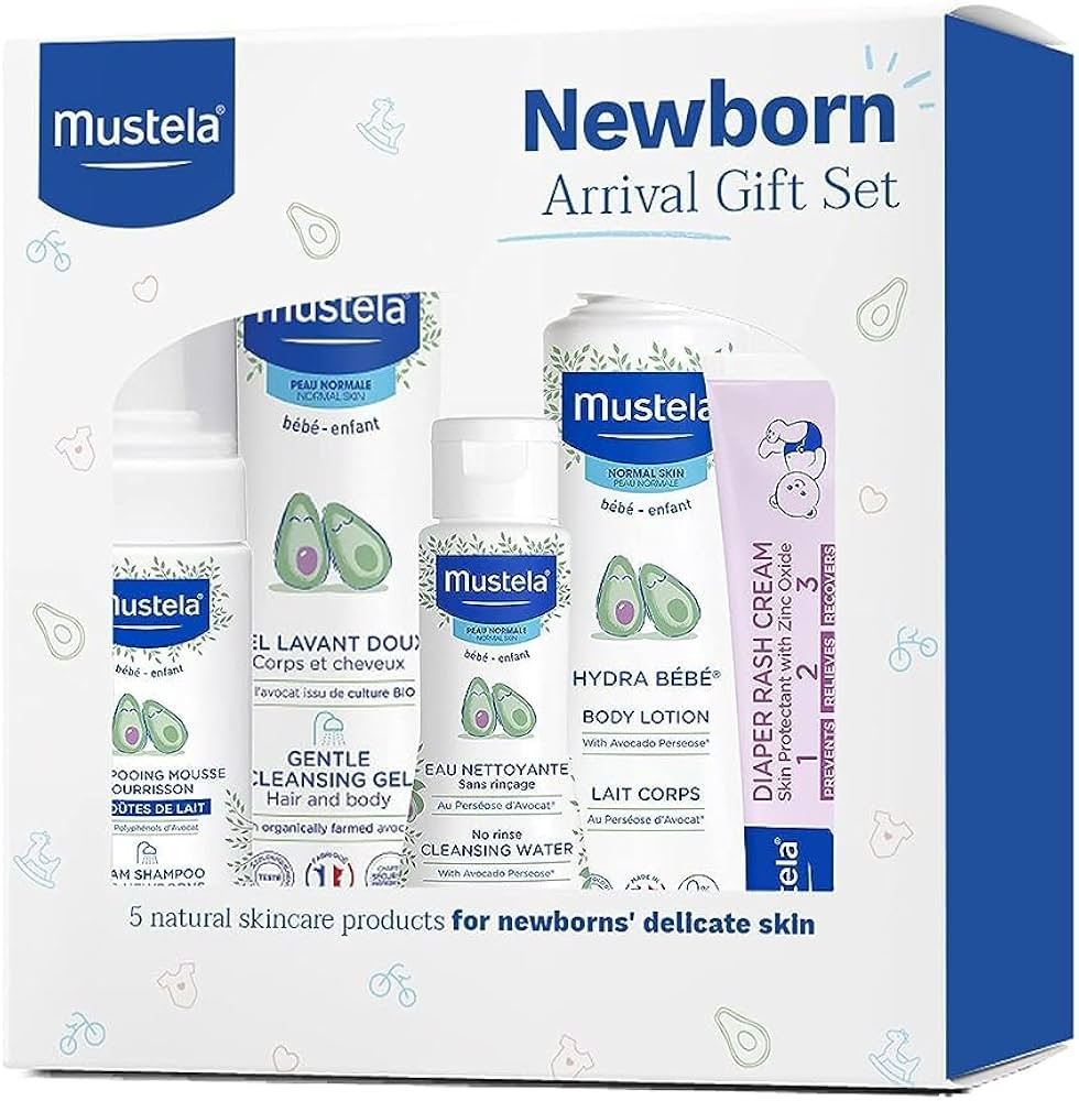 Mustela Newborn Arrival Gift Set - Baby Skincare & Bath Time Essentials - Natural & Plant Based -... | Amazon (US)