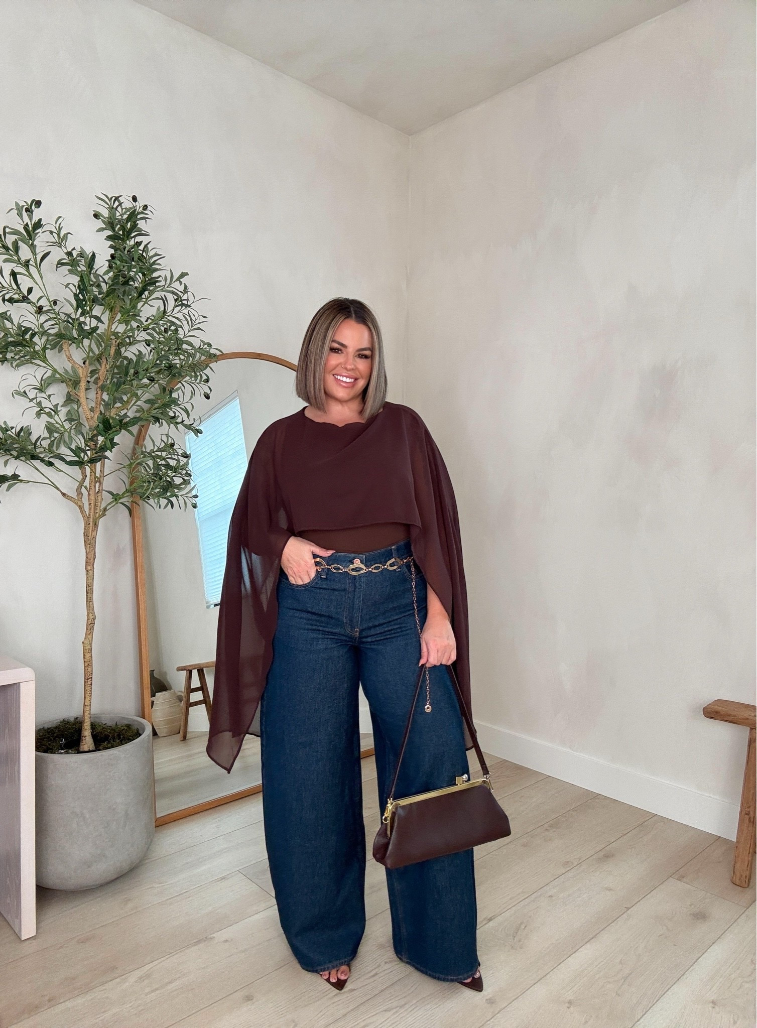 Fall date night outfit idea with arm coverage

Top L 
Jeans 31/12 long 

#gap #amazon #datenight