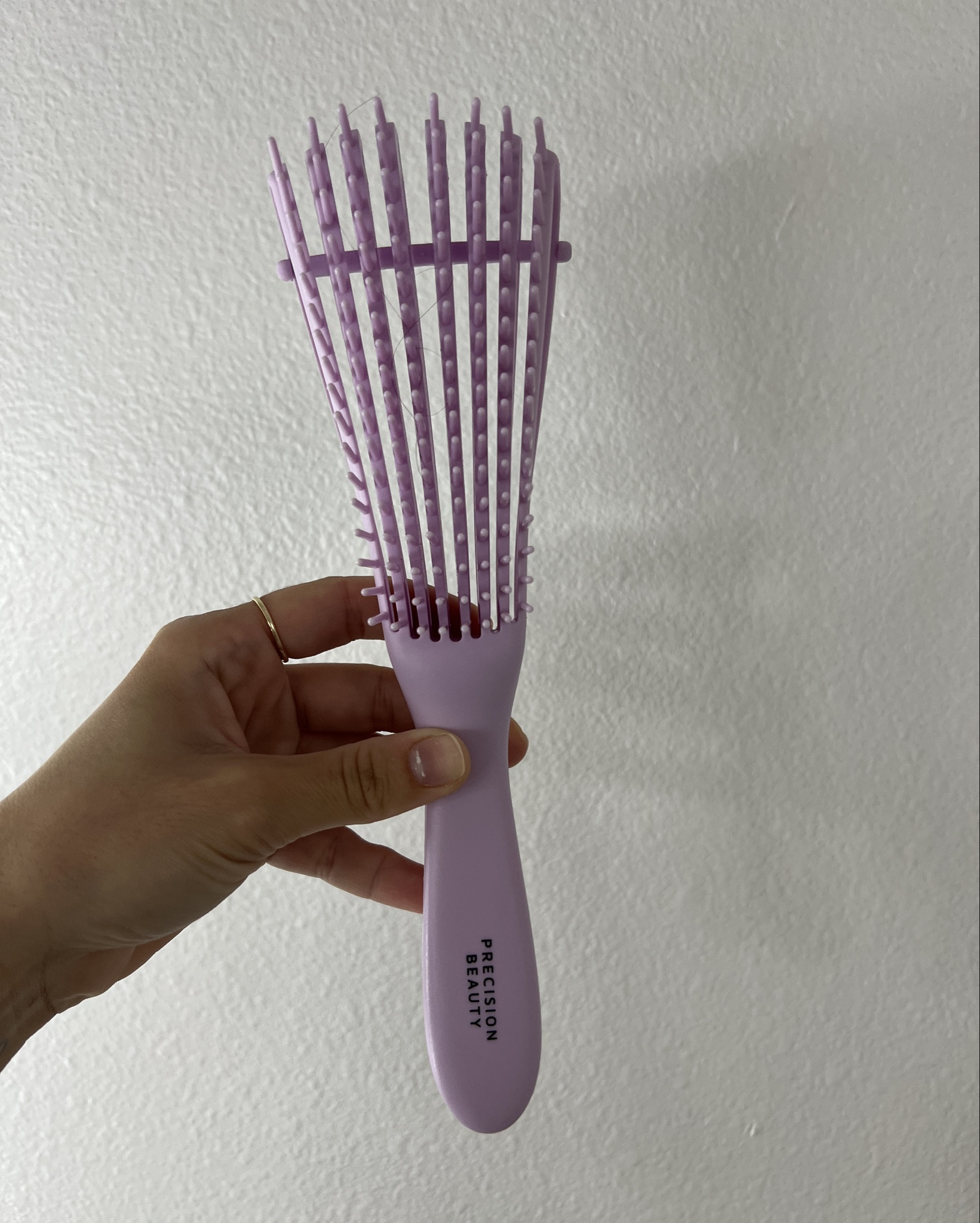 Precision beauty brush…🩷

#LTKFindsUnder50 #LTKBeauty #LTKStyleTip