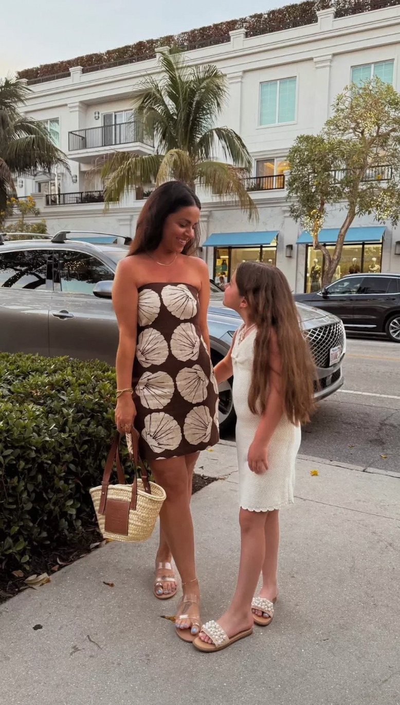 25% off my vacation dress plus an extra 15% off with code at abercrombie!  

 #LTKSummerEdit #LTKSaleAlert #LTKStyleTip