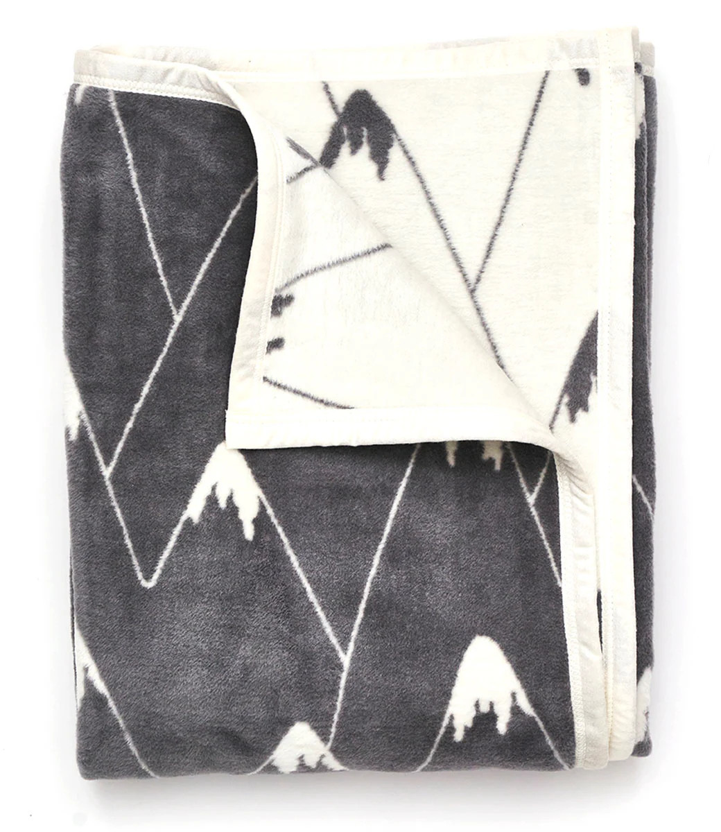 Snow Cap Grey Blanket | ChappyWrap