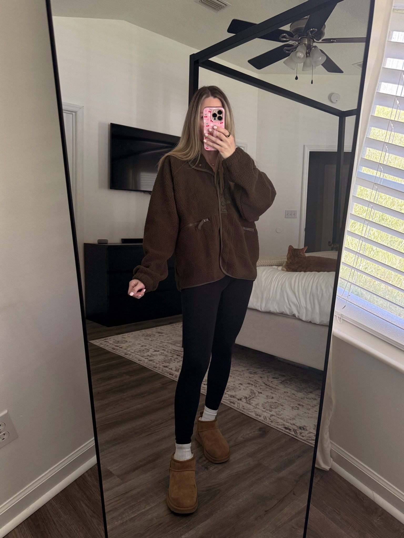 Free people look a like fleece jacket from Amazon. The color is army green, but it looks brown here. Wearing size small. 

#LTKSeasonal #LTKFindsUnder50 #LTKStyleTip