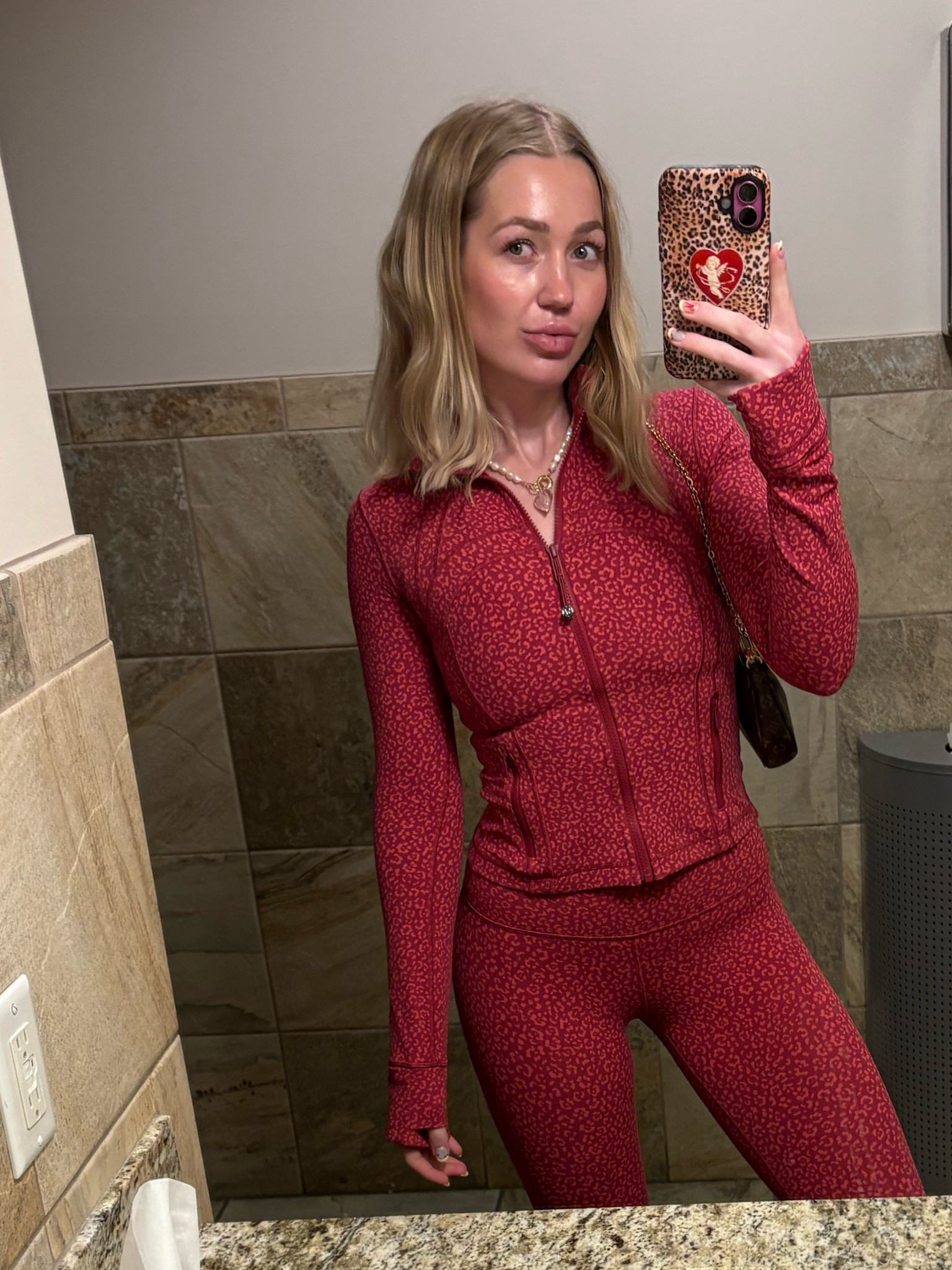 nothing like a matching set 😙👌🏻 #lululemon 

#LTKFitness