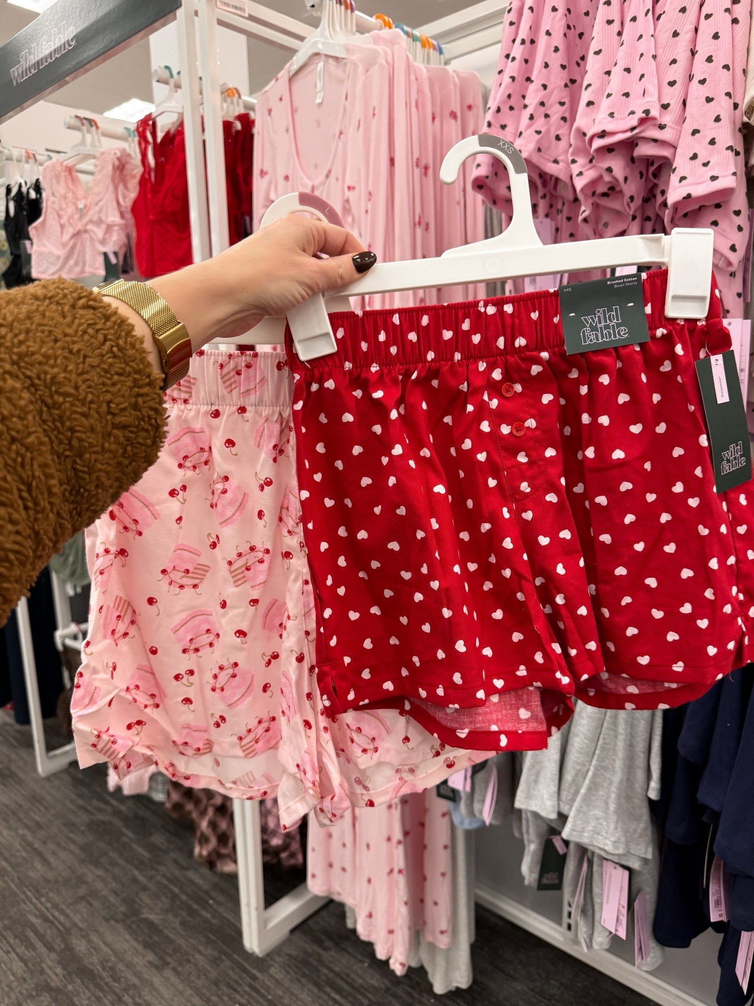 The cutest shorts for Valentine’s Day 🎯💌❣️

#LTKSeasonal #LTKFindsUnder50