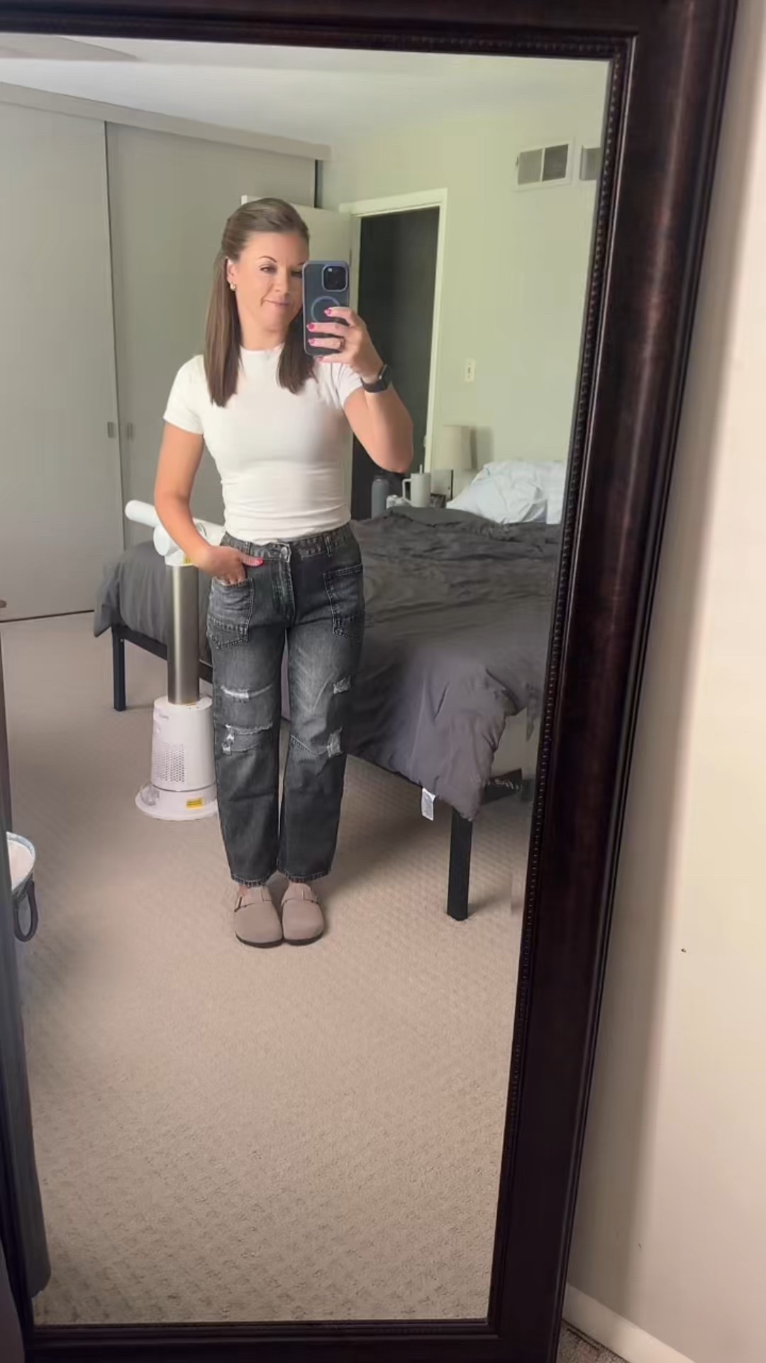 Loved the light wash so much that I went for the black ones. Love these jeans and this whole outfit. Transitioning into fall is going to be so easy! #falloutfit #transitionaloutfit 

#LTKSeasonal #LTKFindsUnder100 #LTKPetite