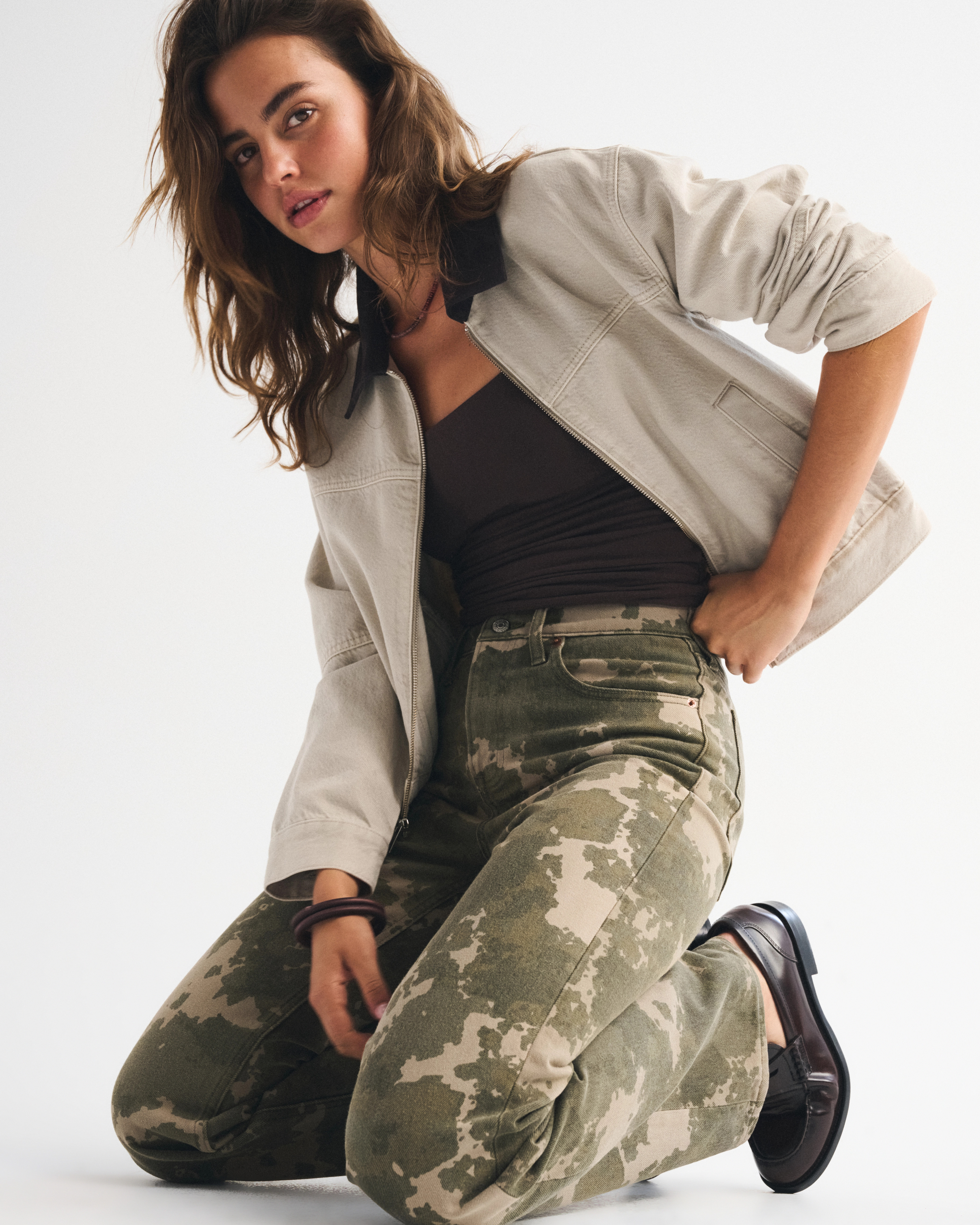 High Rise 90s Relaxed Camo Print Jean | Abercrombie & Fitch (US)