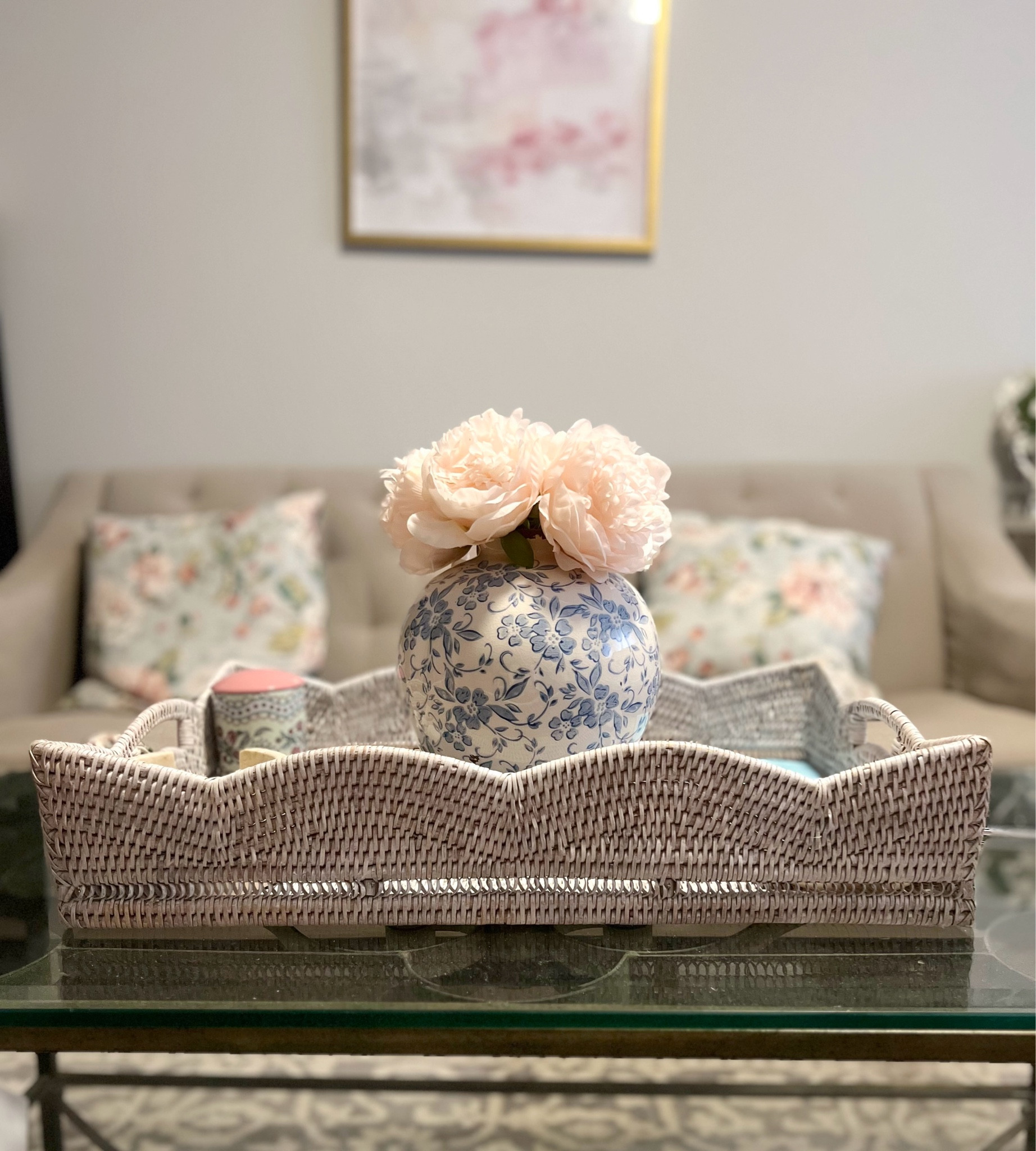 Floral vase. Home decor
.
.
.
…. 

#LTKFamily #LTKHome #LTKFindsUnder100