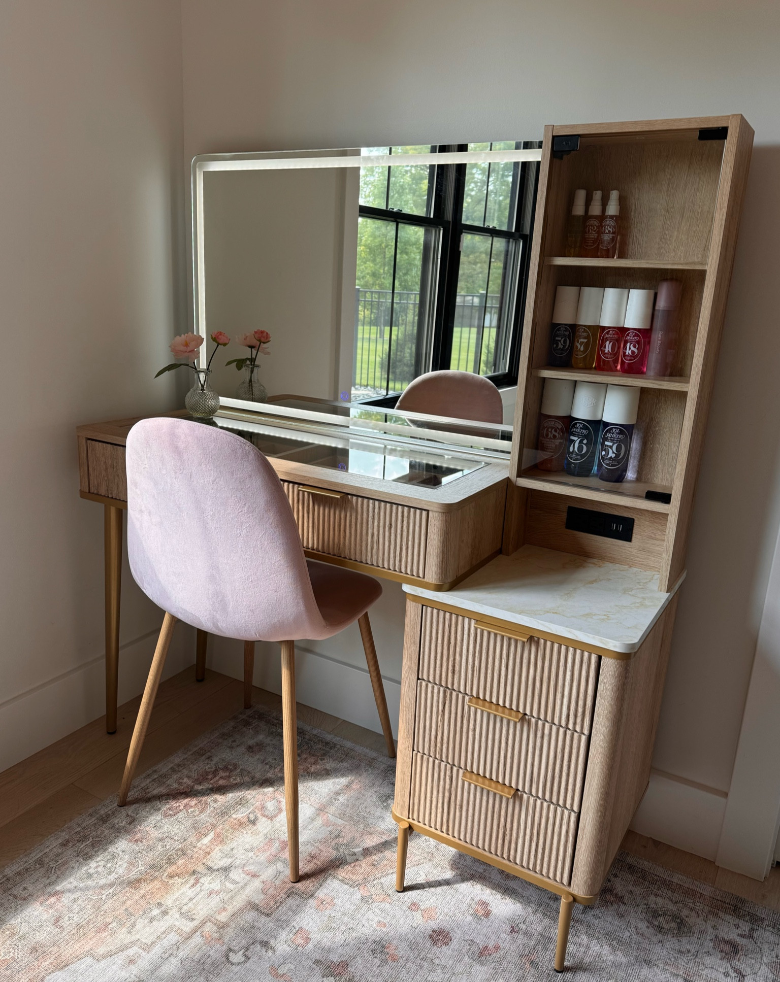 Cutest vanity from Amazon! 

#LTKSaleAlert #LTKFindsUnder50 #LTKStyleTip