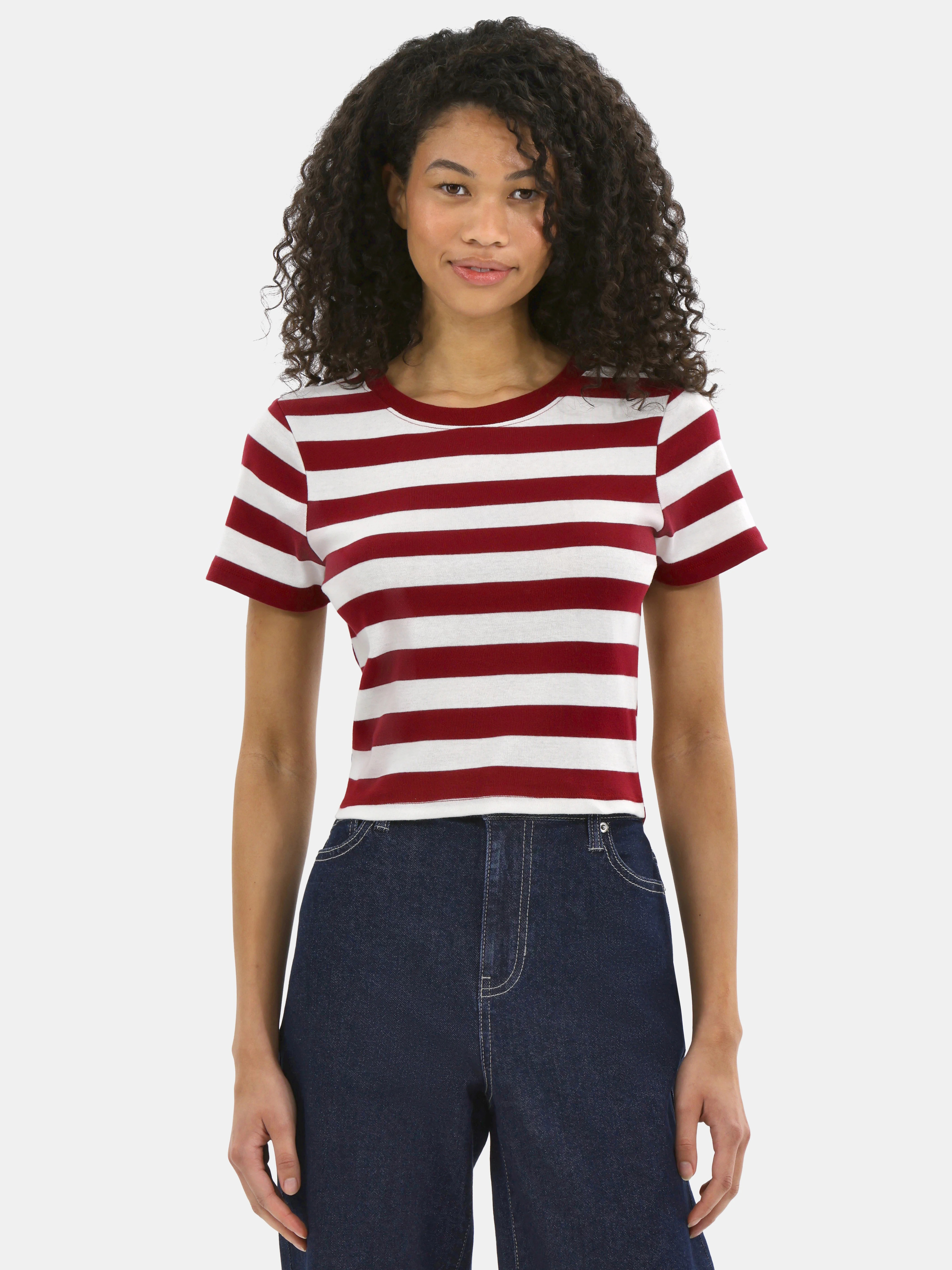 No Boundaries Cotton Crew Cropped Tee, Women's | Walmart (US)