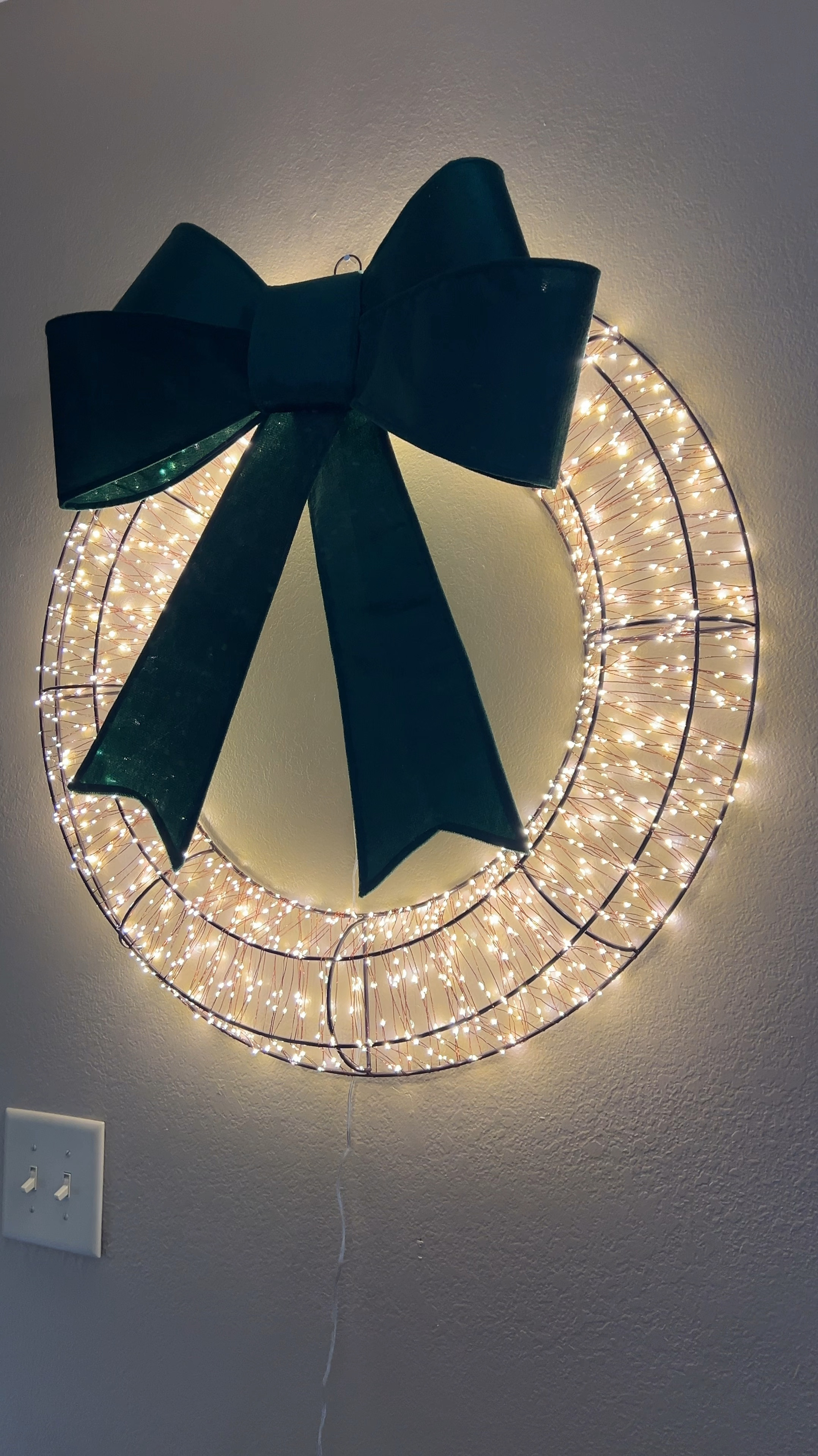 Must-have holiday wreath! 28” LED lights with multiple light patterns, and green velvet bow! It’s a showstopper! Christmas in July ✨🎄

#LTKHome #LTKStyleTip #LTKSeasonal