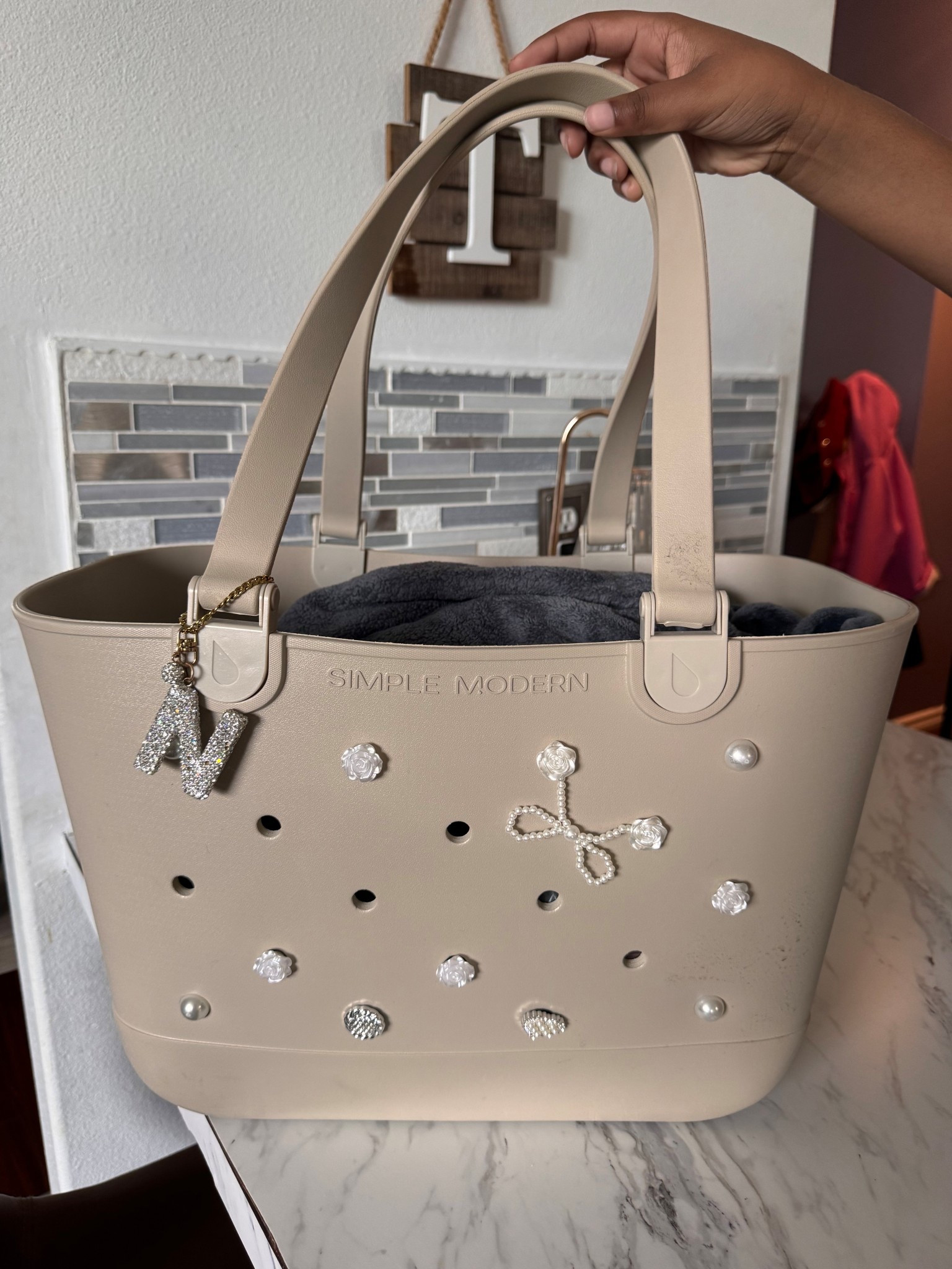 I use this as my soccer mom bag and I absolutely love it because it fits everything I need. 
#soccermom #beachbag #summerbag

#LTKHome #LTKdayinmylife #LTKmomlife