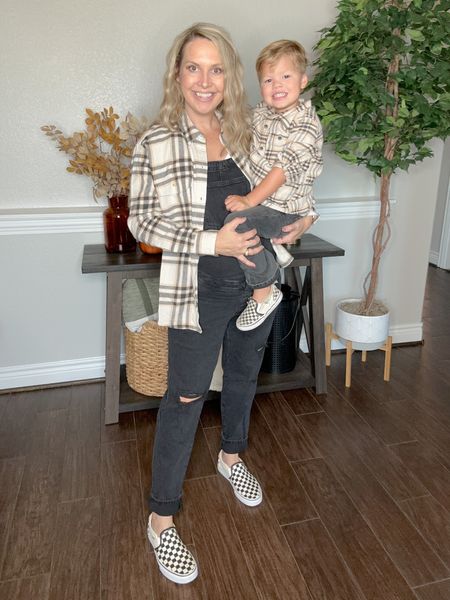 $15 flannels for 2 days only!! We love these flannels every fall from Old Navy!! I’m wearing a size small at 25+ weeks pregnant and William is in a 4T!! 

Fall outfit, maternity, old navy, old navy kids, casual style, bump style 

#LTKsalealert #LTKkids #LTKbump