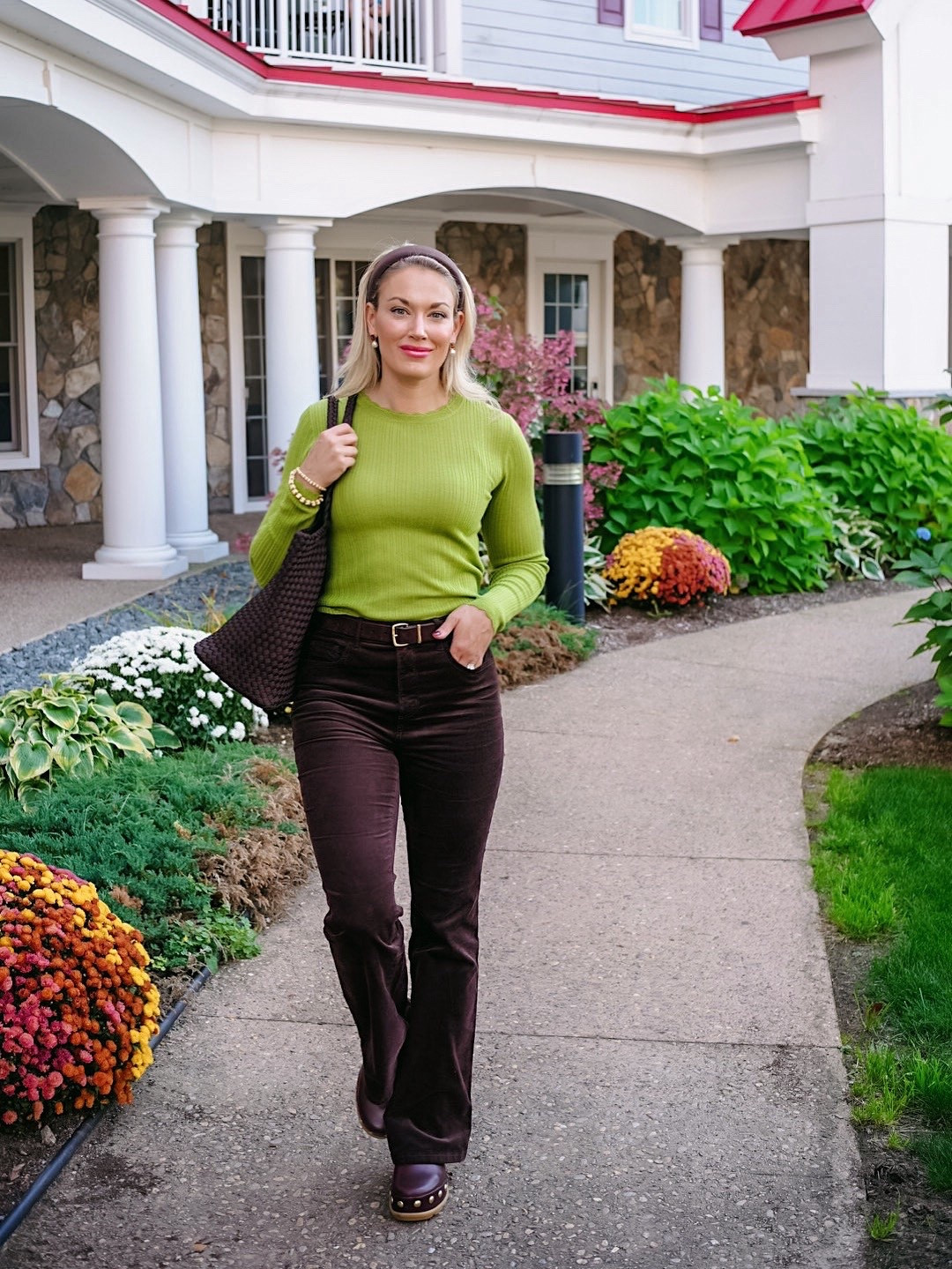 Chartreuse green pointelle sweater 40% off and brown corduroy pants 40% off 

#LTKSaleAlert #LTKFindsUnder100 #LTKFindsUnder50
