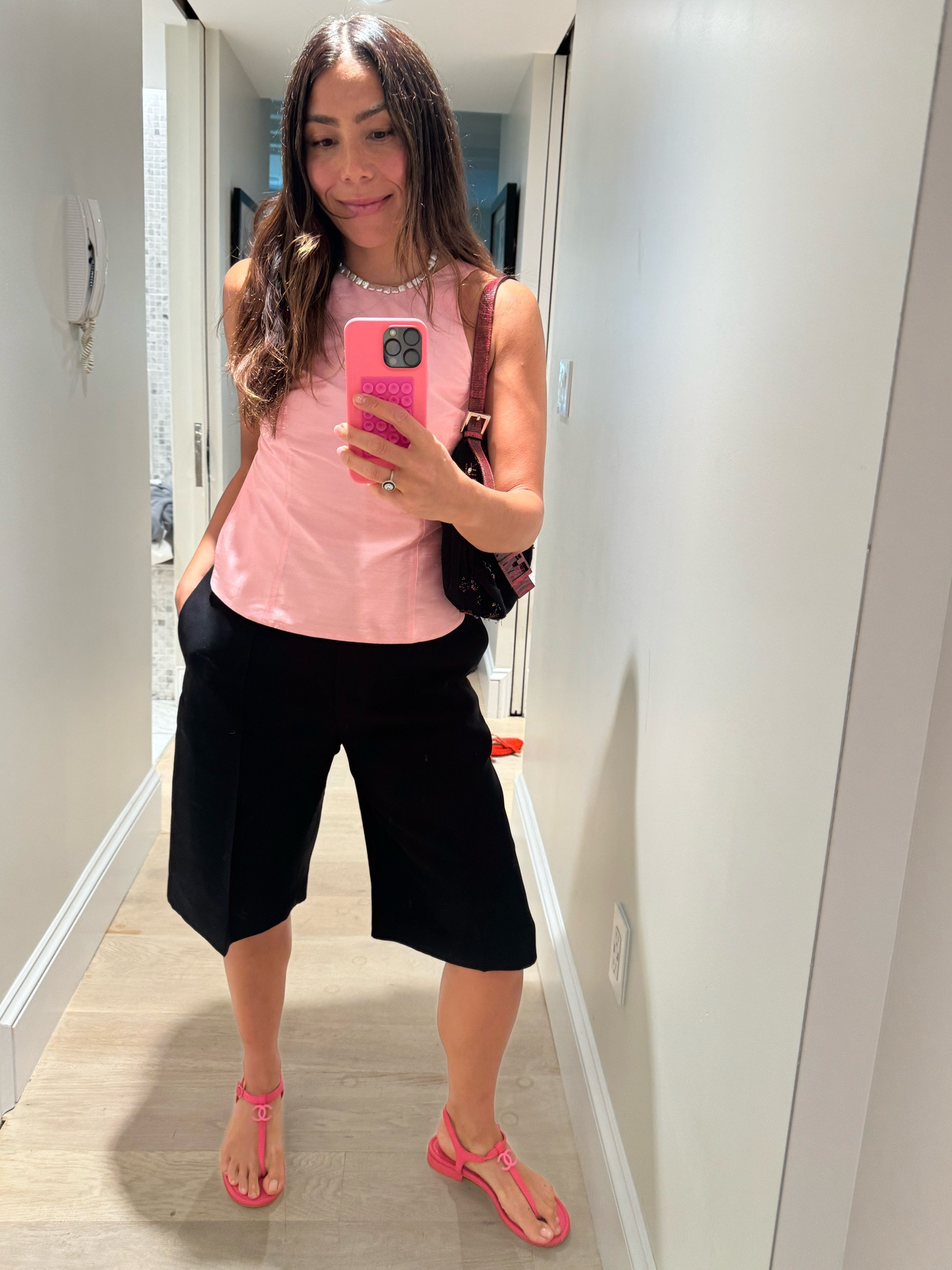 Theater night, love this long short moment 