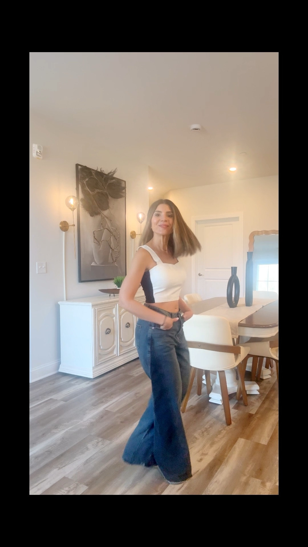 It’s game night for the World Baseball Classic! 🎉 Dominican Republic 🇩🇴 is taking on Venezuela 🇻🇪. Join me as we gear up for an epic evening of baseball fun! Let’s go! ⚾️ #over40andfabulous #worldbaseballclassic #classicstyle #ootd #moda 

Shop the outfit in my LTK 😉👌 