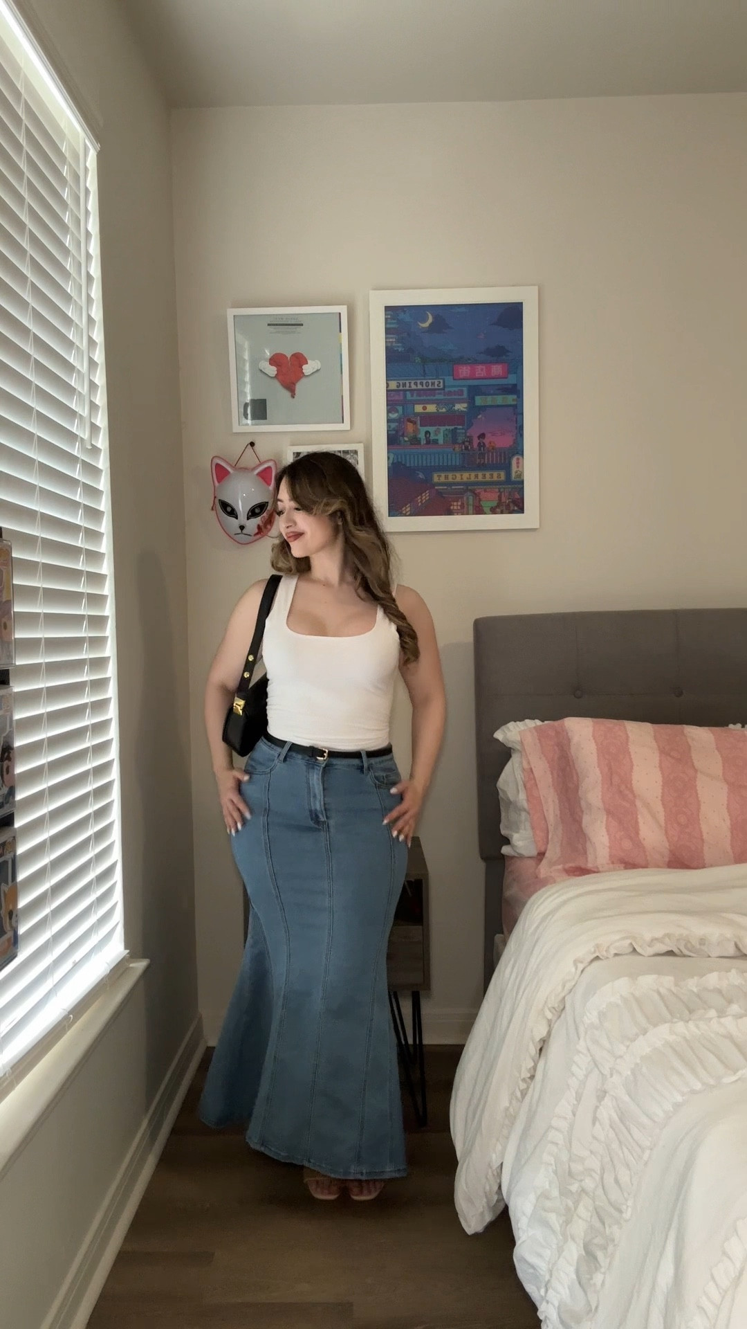 denim maxi skirt outfit