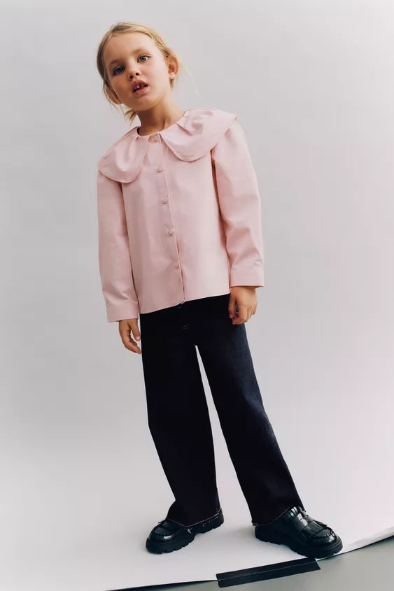 Long sleeve shirt with Peter Pan collar. Front button closure. | Zara US
