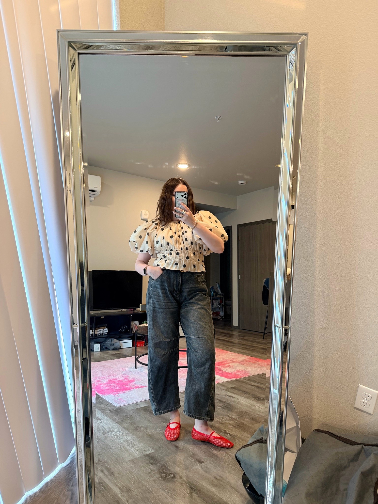 Taught another marketing class today so of course I had to dress up! Got so many compliments on this blouse and loving the pop of red ❤️

I’m wearing a M blouse, size 14 jeans and size 9 flats

#LTKMidsize #LTKWorkwear #LTKootd